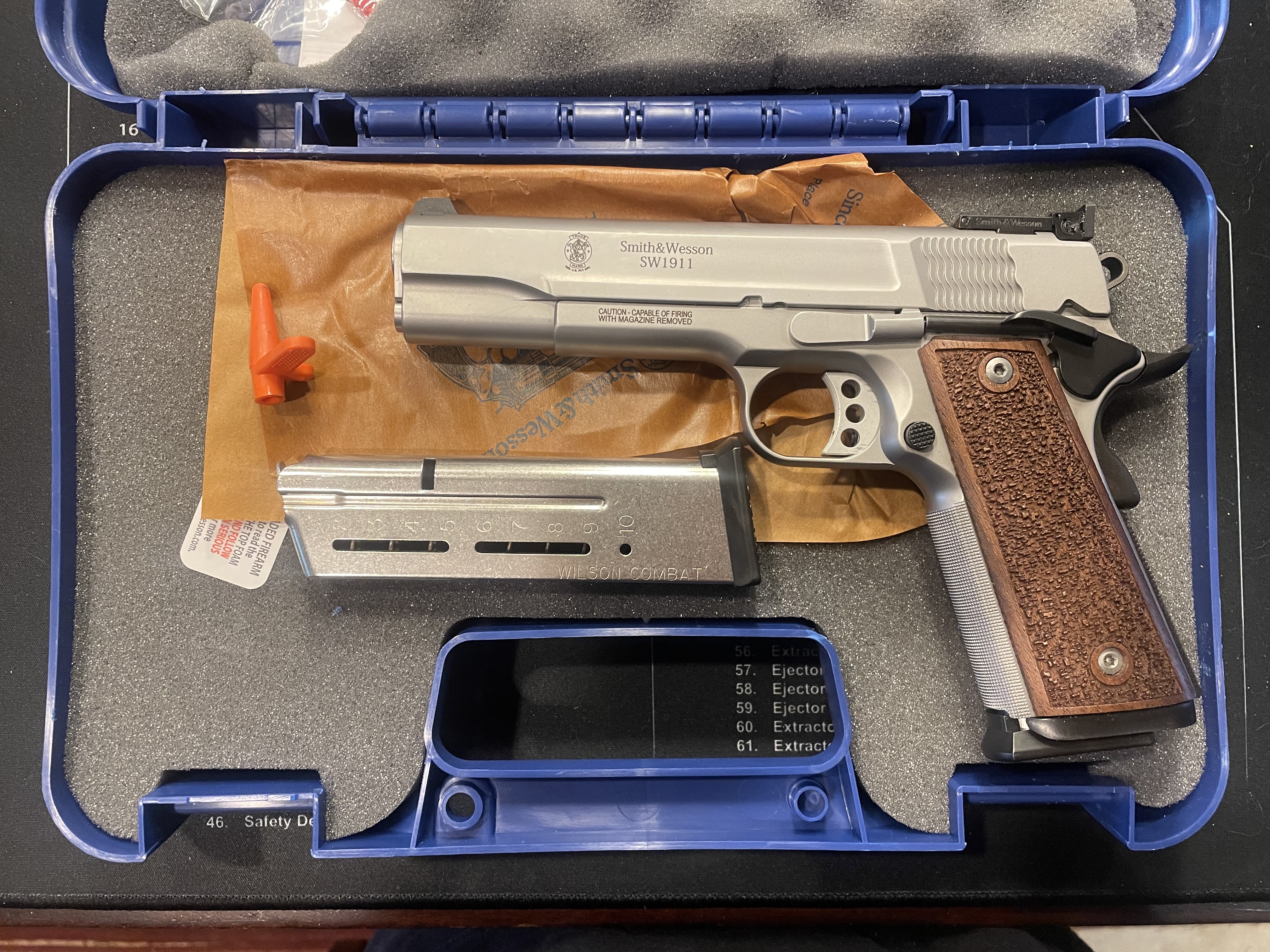 SMITH & WESSON SW1911 PRO SERIES STAINLESS BNIB
