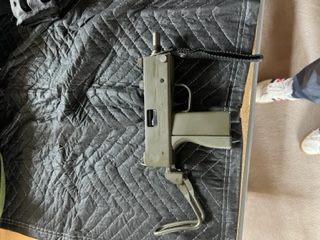 M11 / 380
