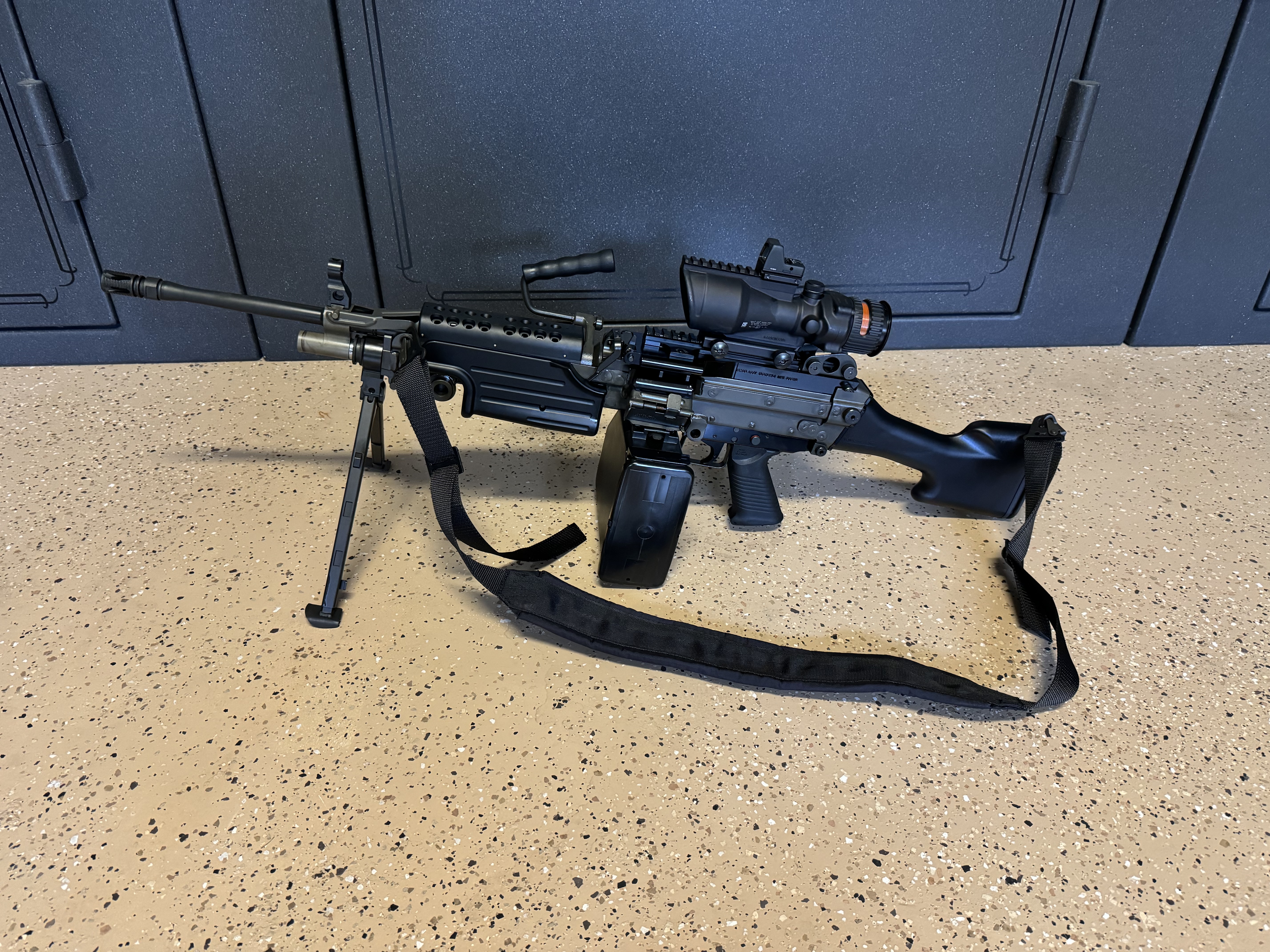 M249 SAW