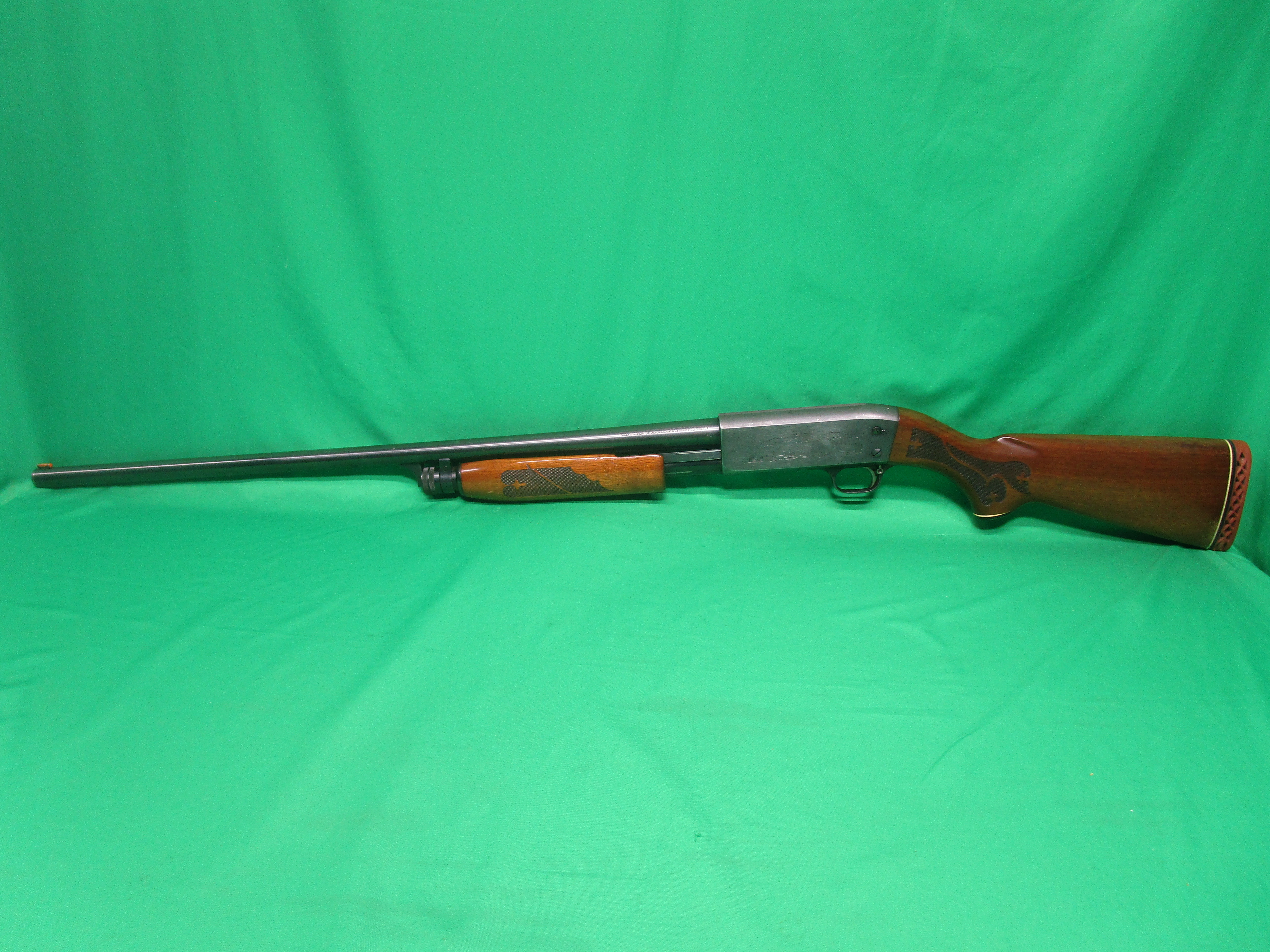 USED ITHACA MODEL 37 FEATHERWEIGHT 12GA 28" 371172003