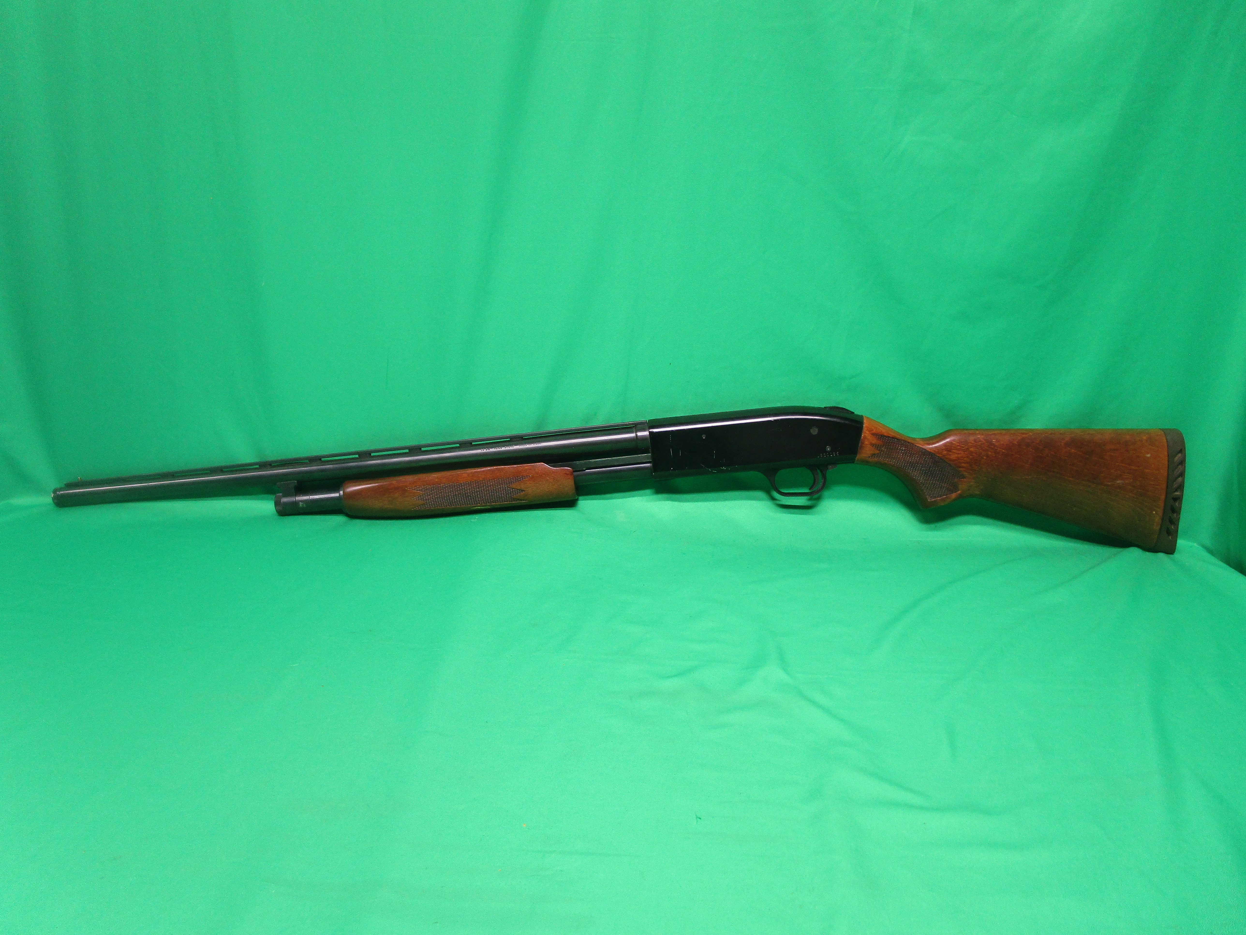 USED MOSSBERG 500C 20GA 24" J630185