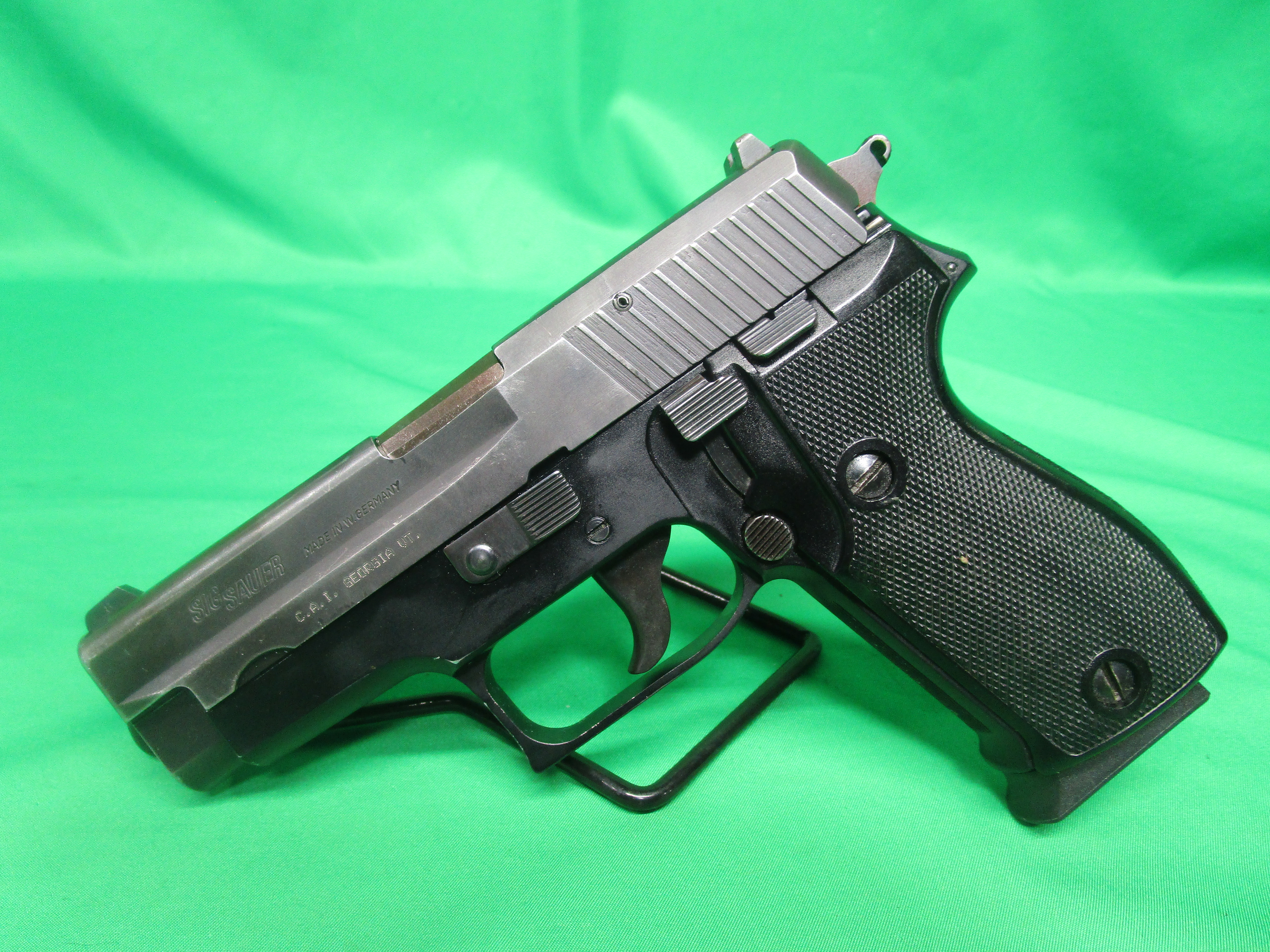 USED SIG SAUER P6 9MM 3.9" W/ 1 MAG M48153