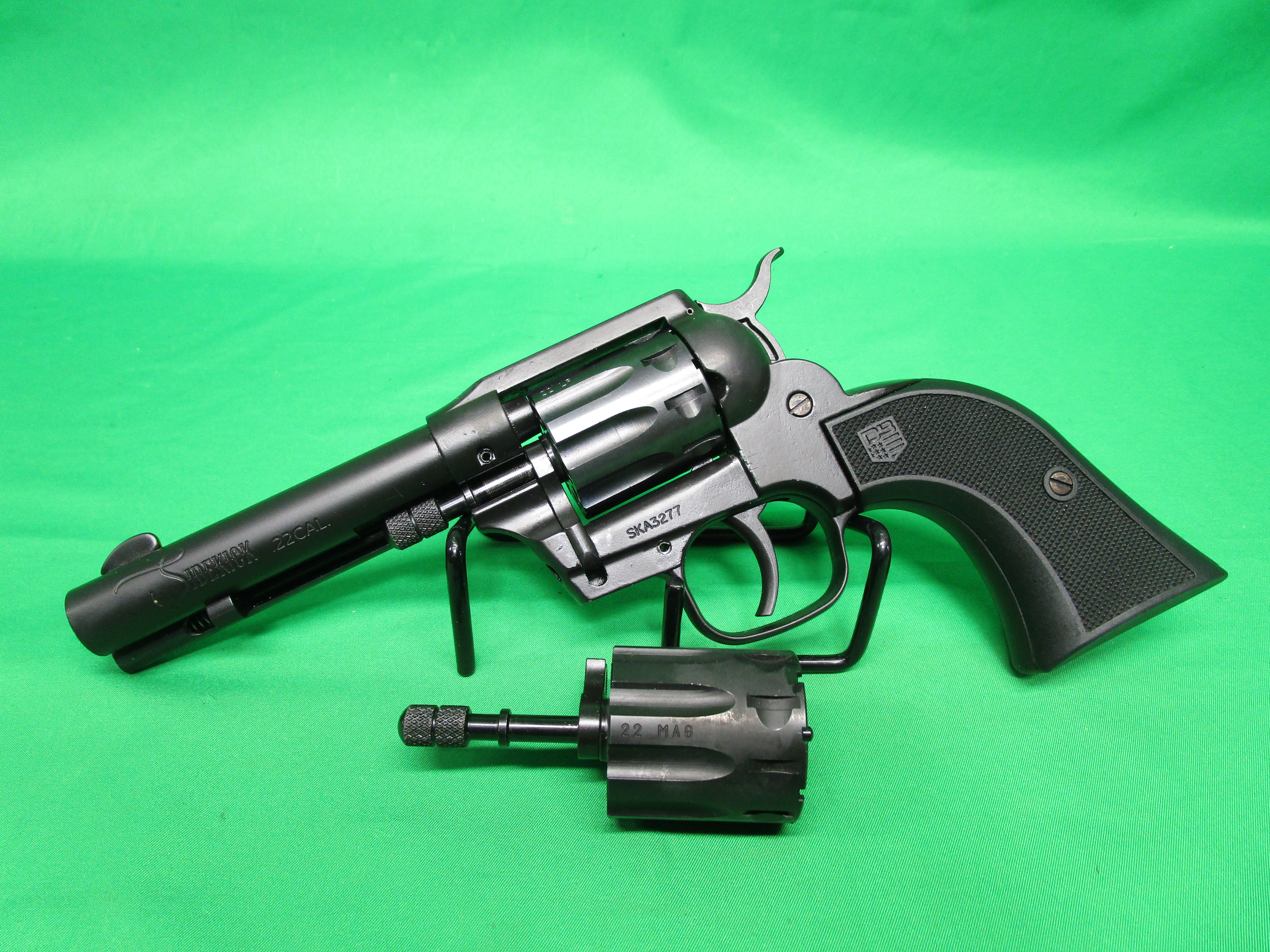 USED DIAMONDBACK SIDEKICK CONVERTIBLE 22LR/22WMR 4.5" SKA3277