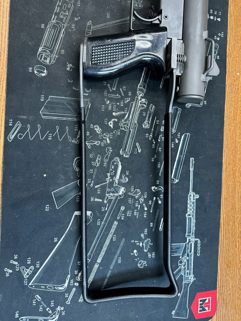 Smith & Wesson 76