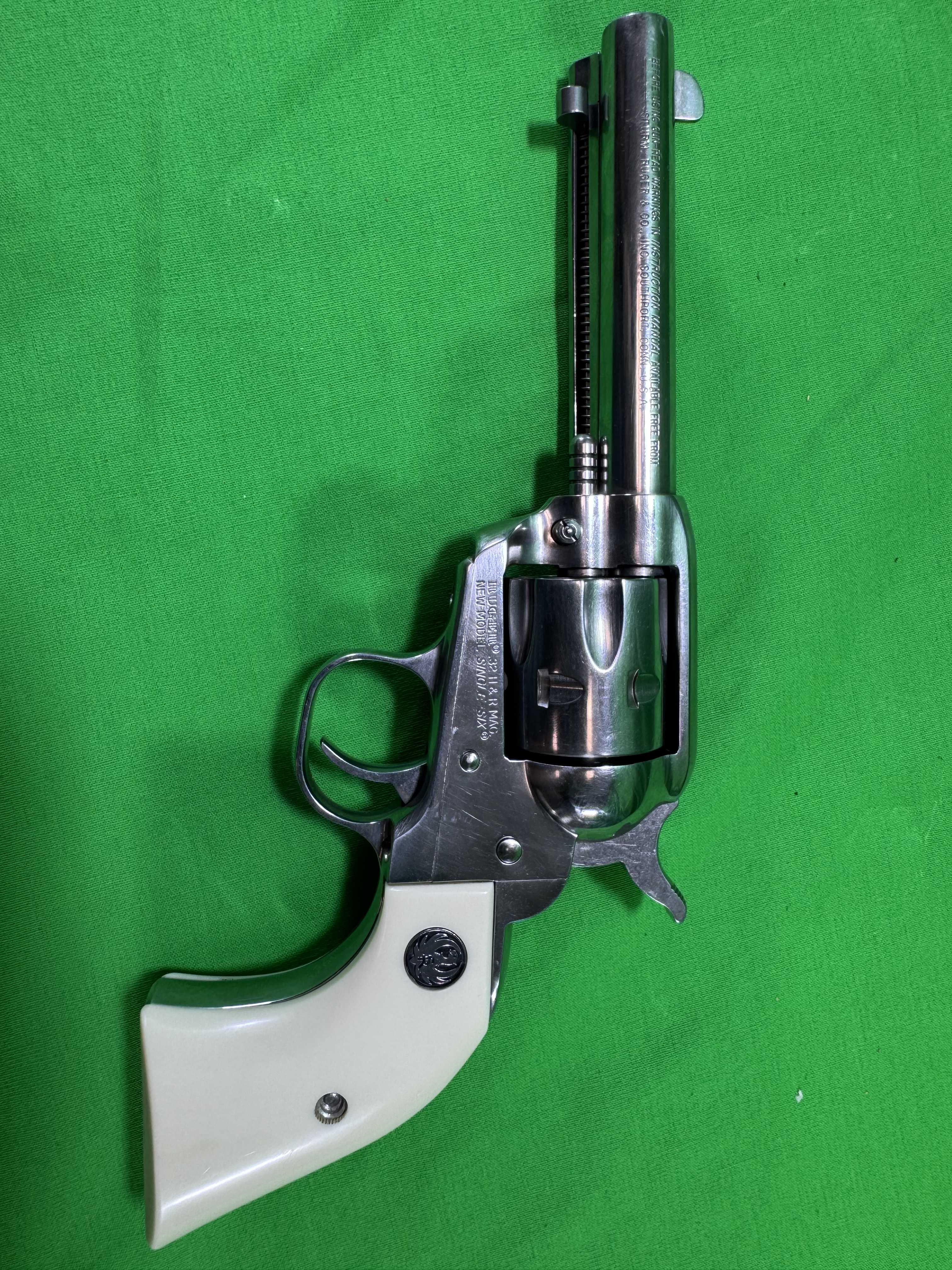 **Pistol Pair** Ruger - Single Six .32 Caliber
