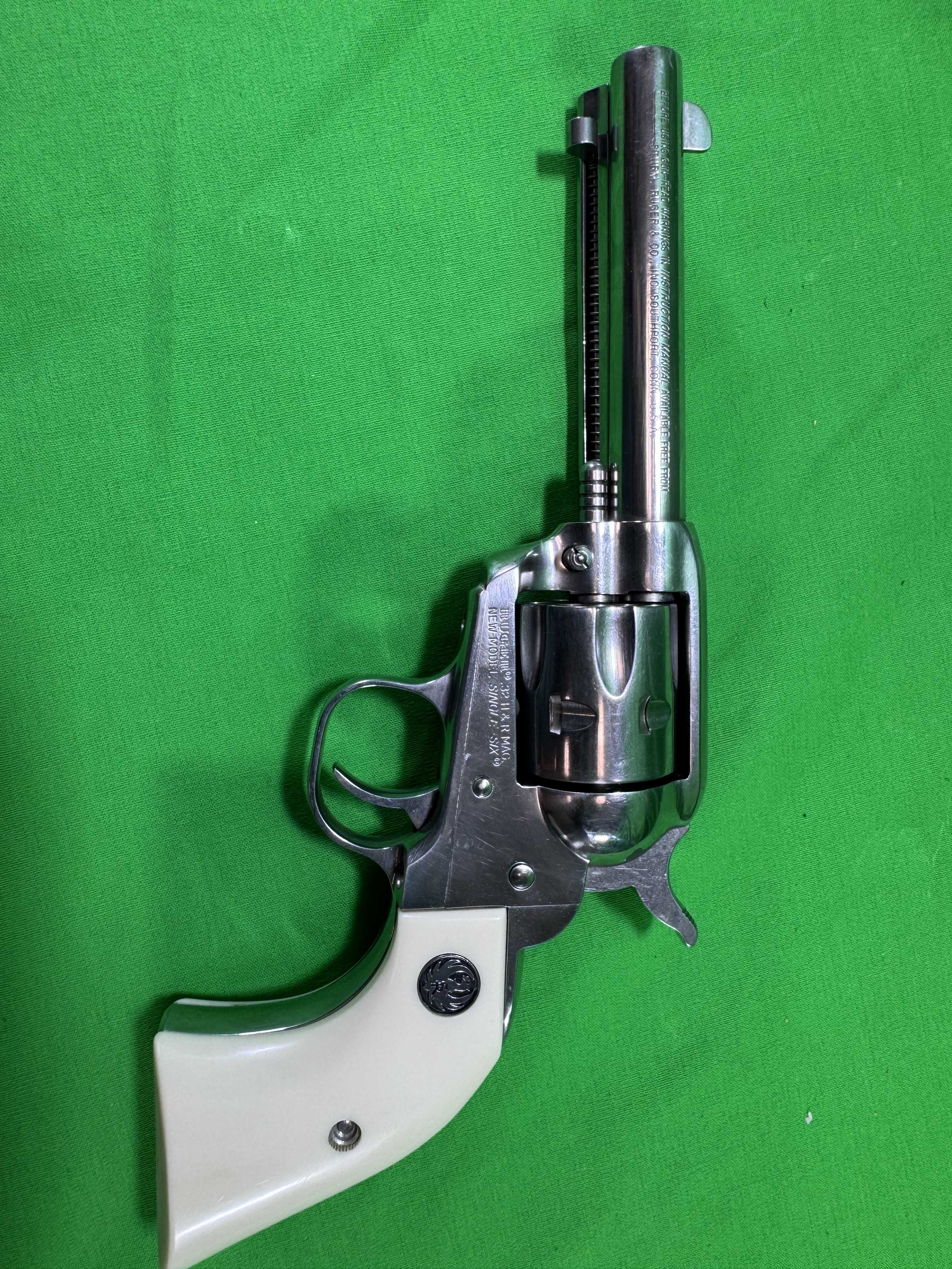 **Pistol Pair** Ruger - Single Six .32 Caliber