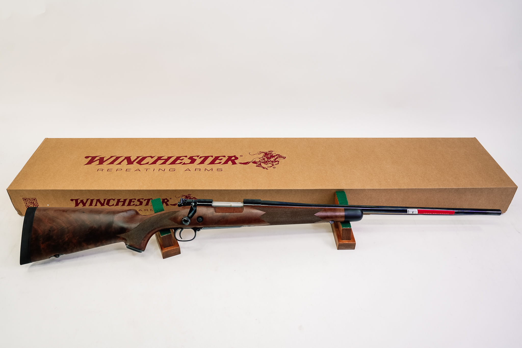 WINCHESTER MODEL 70 SUPER GRADE 300 W MODEL WINCHESTER GRADE SUPER FANCY