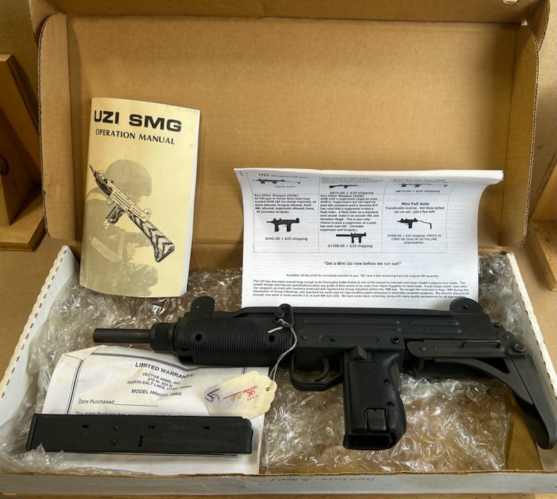 NEW IN BOX Group/Vector Full Size Uzi Transferable Machine Gun
