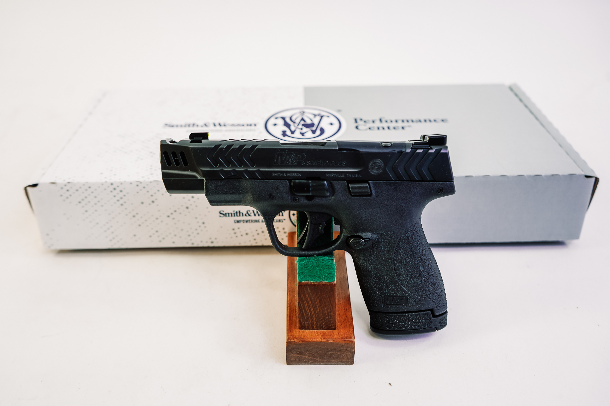 S&W PC M&P 9 Shield Plus Carry Comp Handgun 9mm 10-13-15rd Magazine