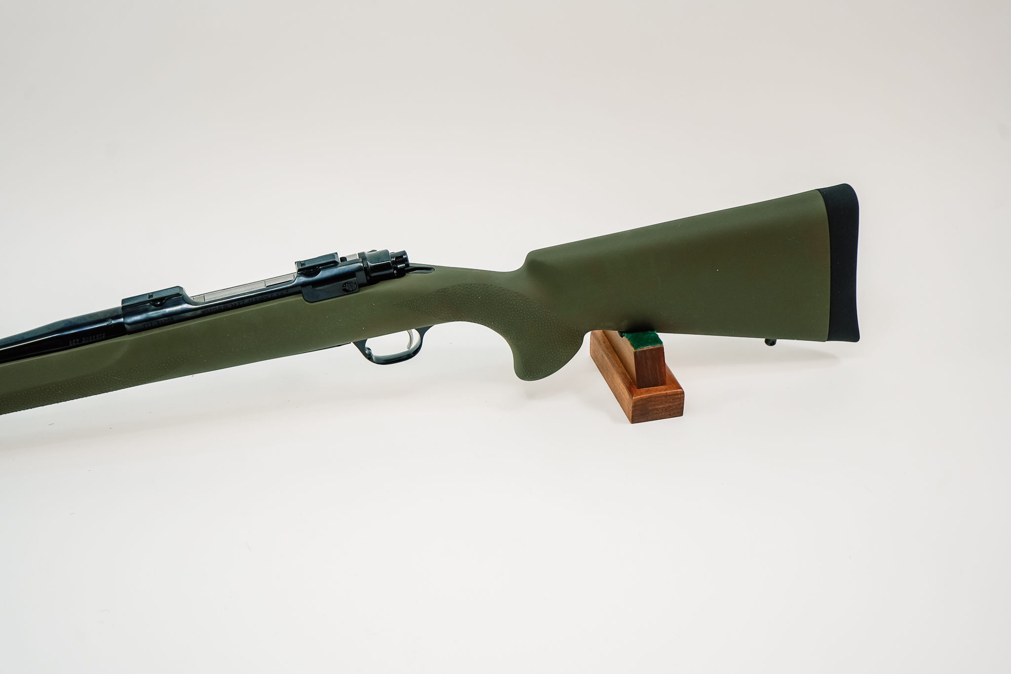 RUGER M77 HAWKEYE 257ROB W/ HOGUE ODG STOCK