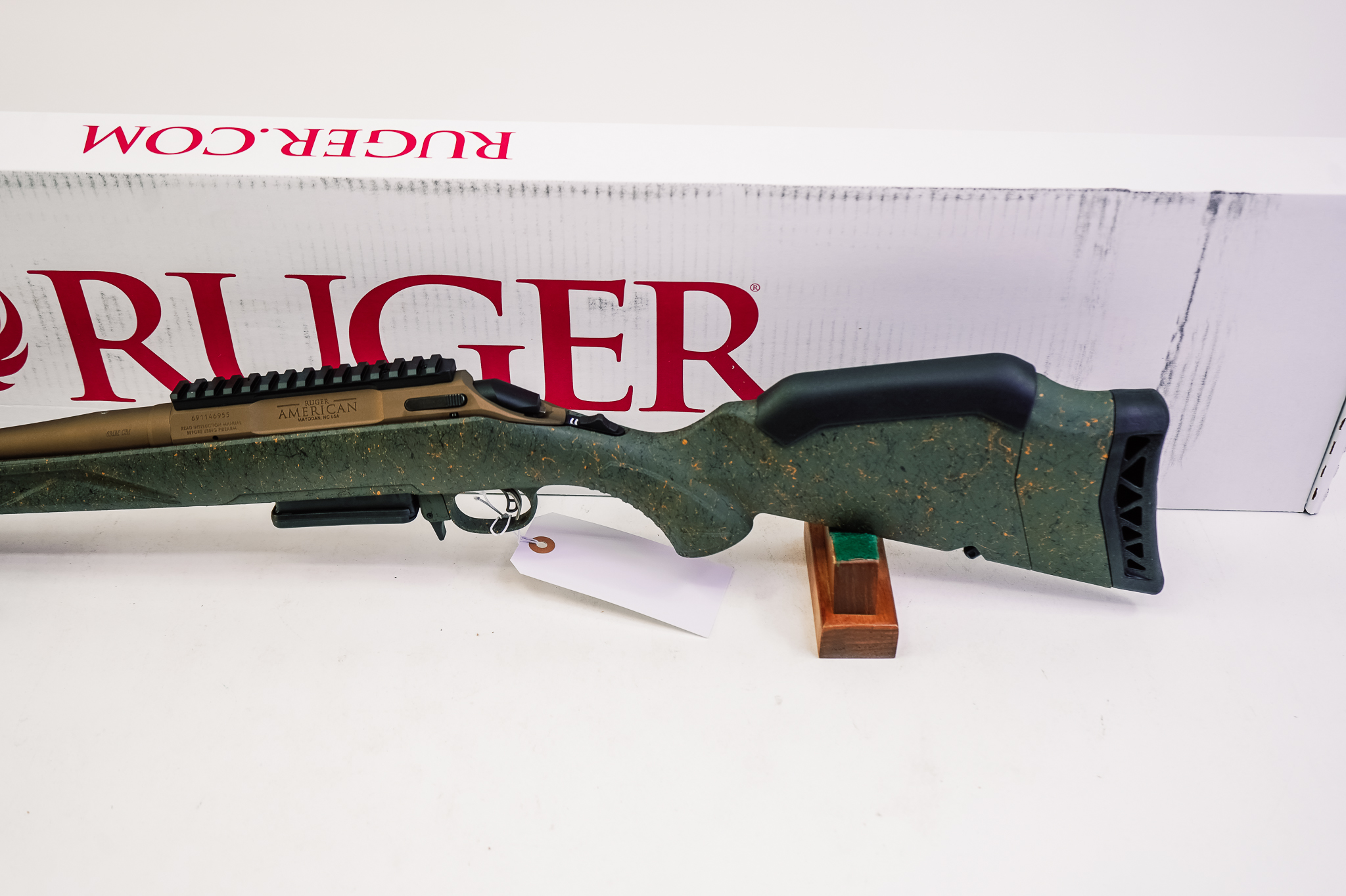 Ruger 46934 American Predator Gen II, 6mm Creedmoor, 22" TB, Green Splatter
