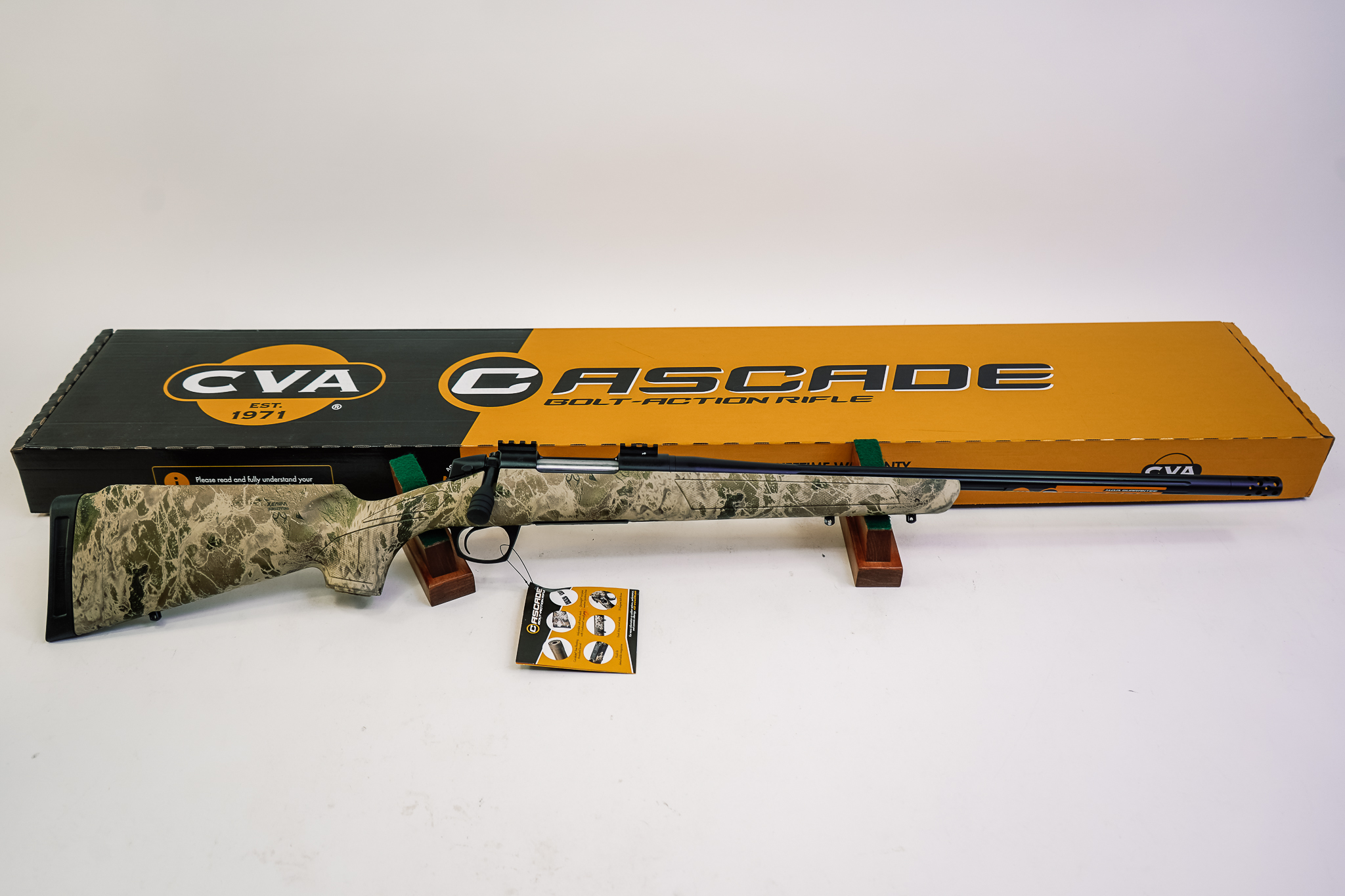 CVA CR3987 Cascade XT Full Size 350 Legend 4+1 22" Graphite Black Cerakote