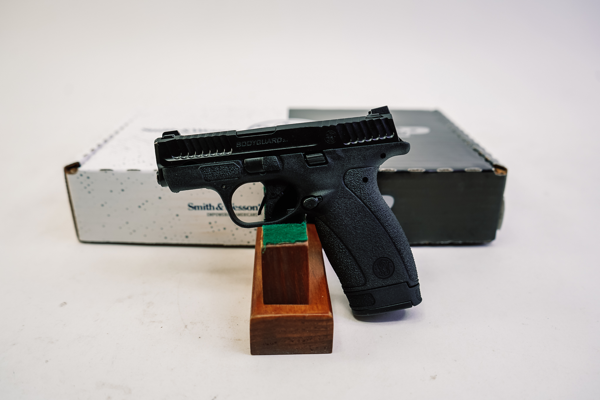 Smith & Wesson 13927 Bodyguard 2.0 Micro Frame 380 ACP 12+1 2.75"