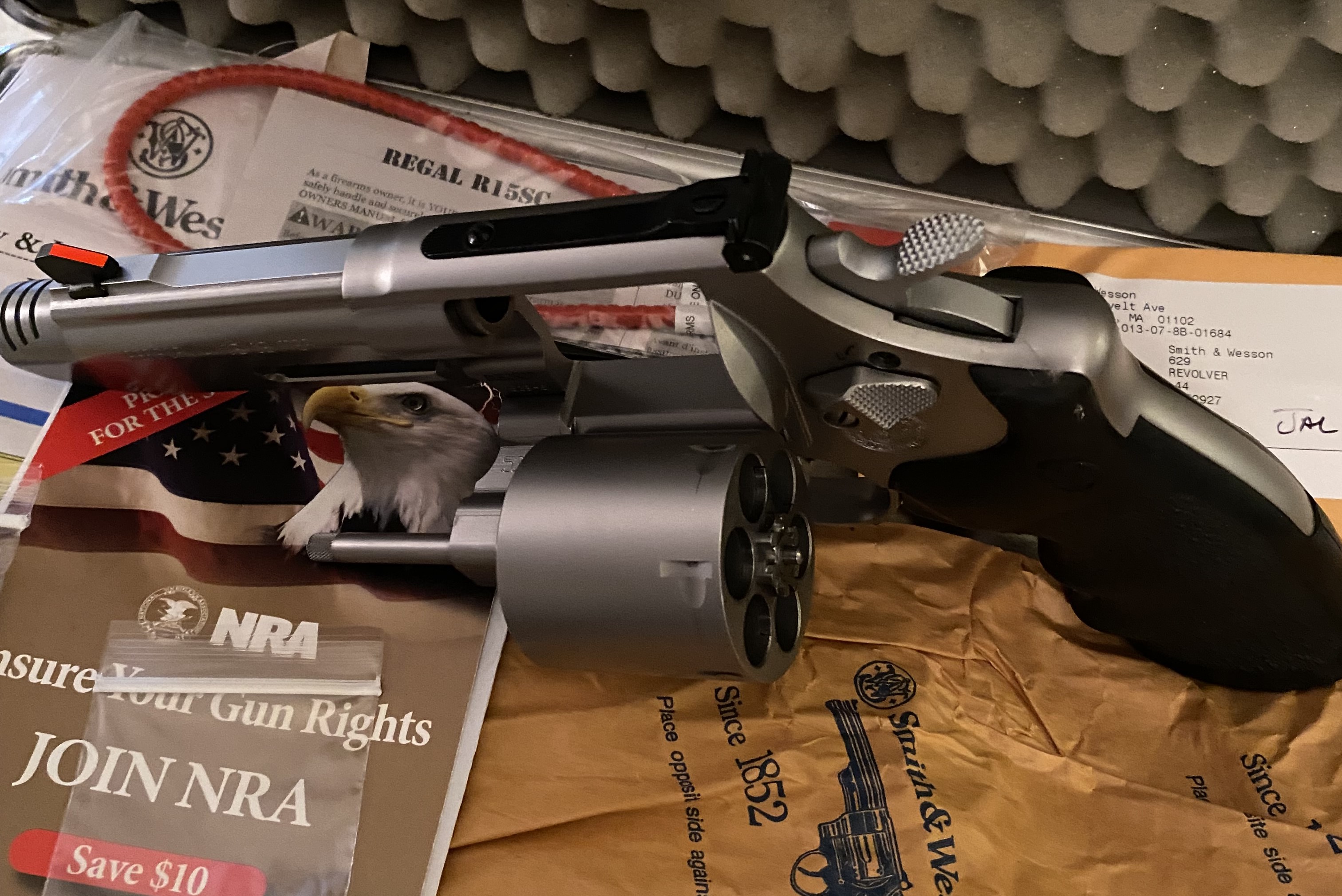 PRICE REDUCED $1250 *MINT* Smith & Wesson Model 629-5 V Comp PC Revolver .44