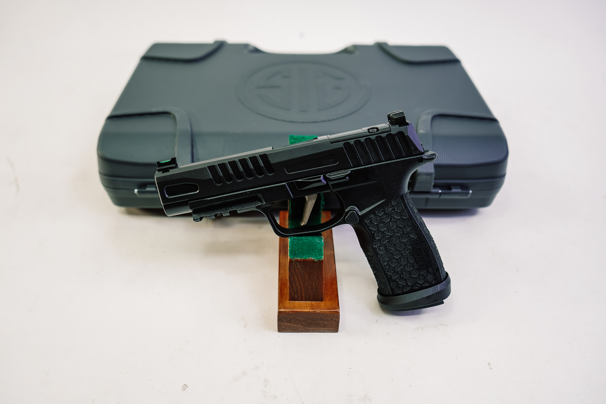 Sig Sauer 365XF9BFO P365 Fuse Compact Frame 9mm Luger 17+1/21+1 4.30"