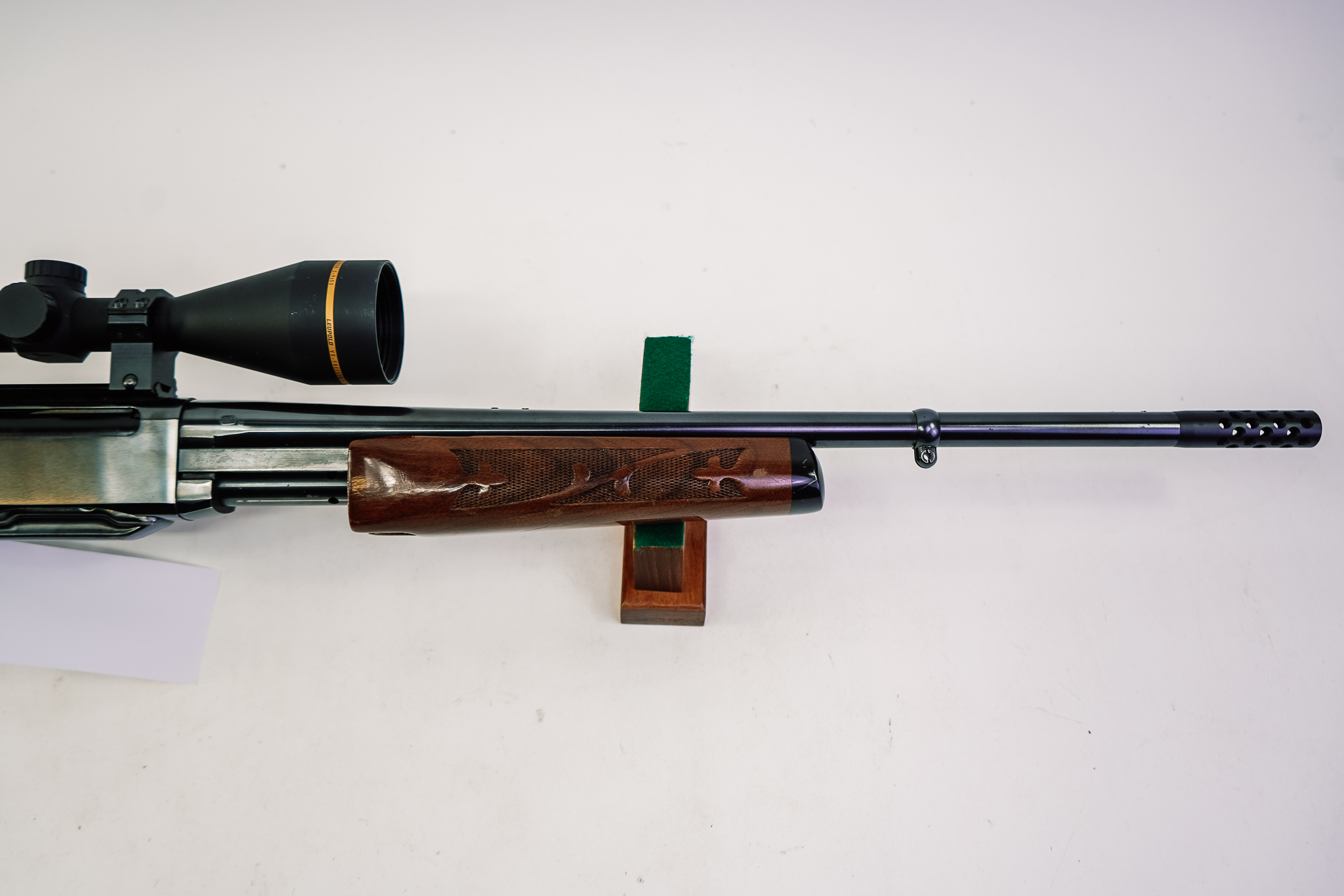 REMINGTON 7600 CARBINE 30-06 W/ LEUPOLD VX-FREEDOM 3-9X50