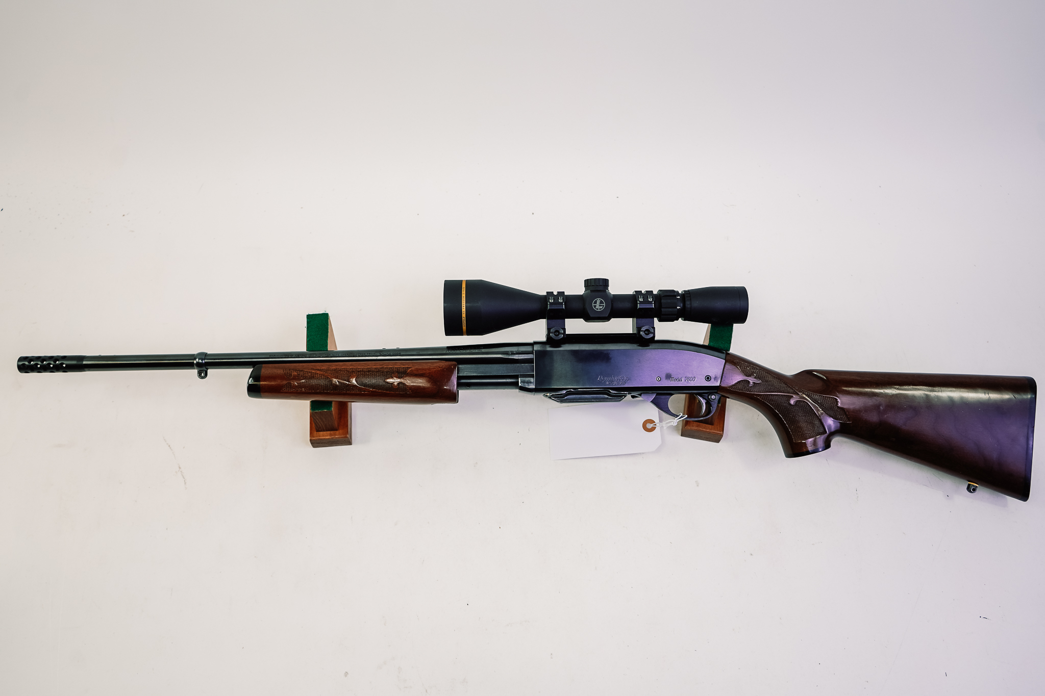 REMINGTON 7600 CARBINE 30-06 W/ LEUPOLD VX-FREEDOM 3-9X50