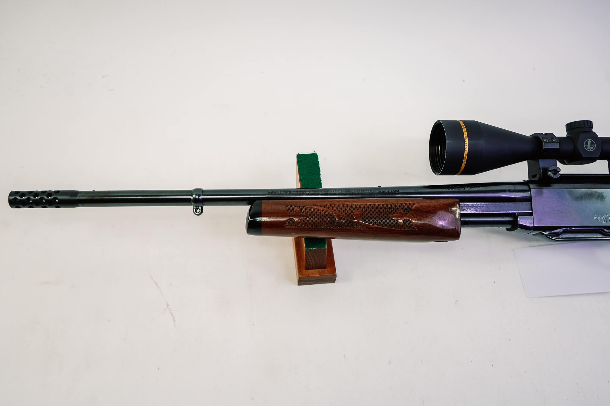 REMINGTON 7600 CARBINE 30-06 W/ LEUPOLD VX-FREEDOM 3-9X50