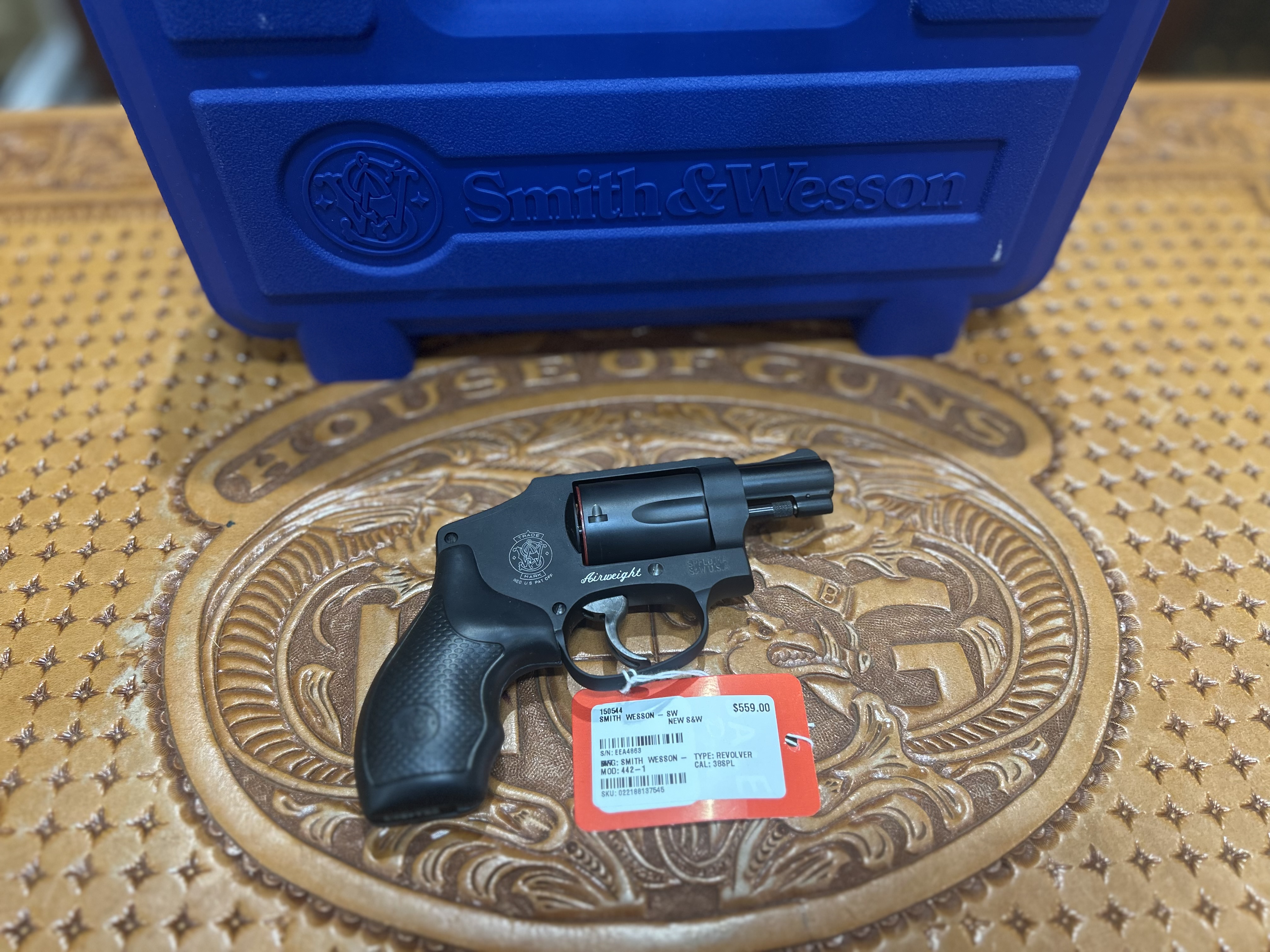 SMITH WESSON