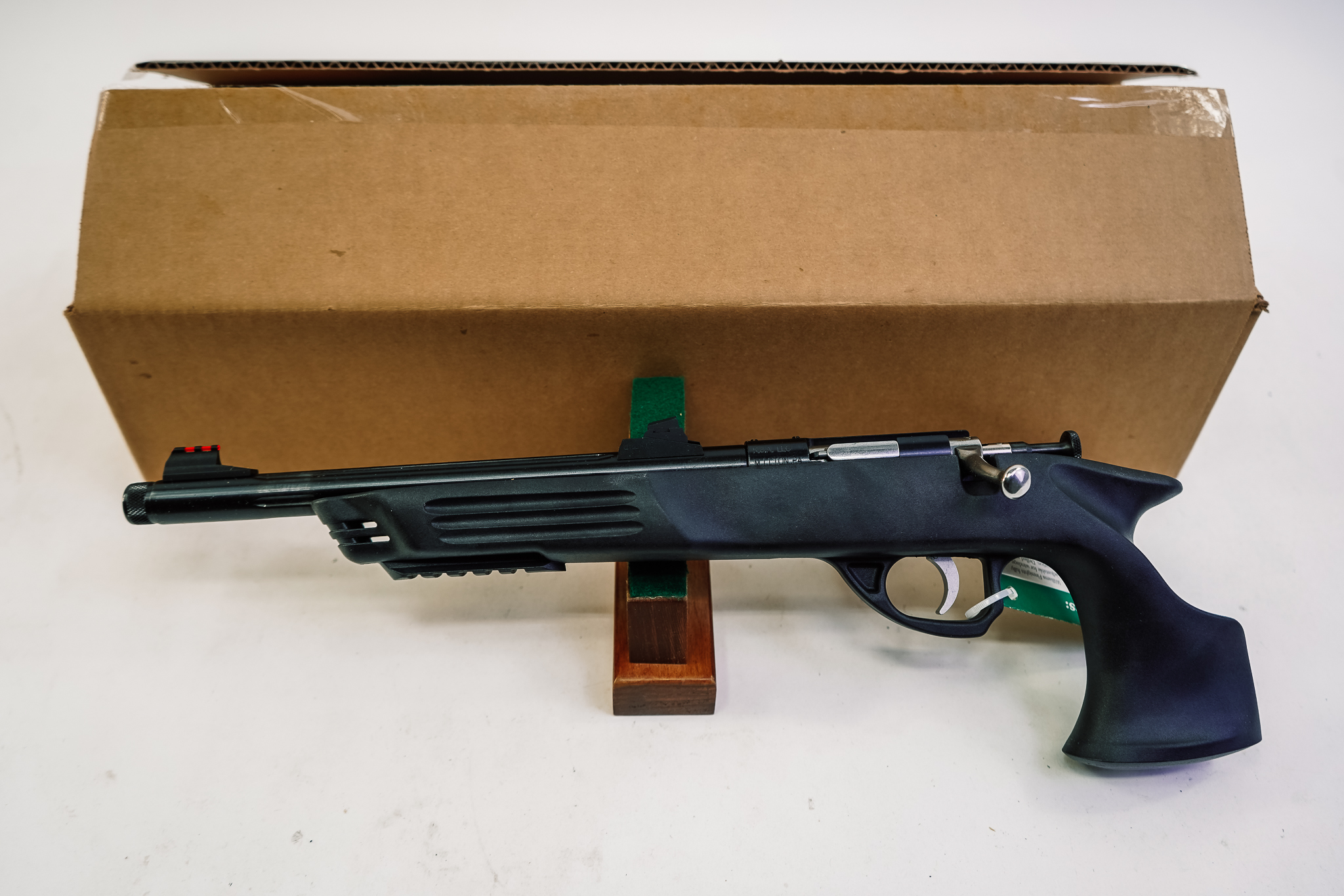 Crickett KSA693 Adult Pistol 22 LR 1rd 10.50" Blued Threaded Barrel w/Cap