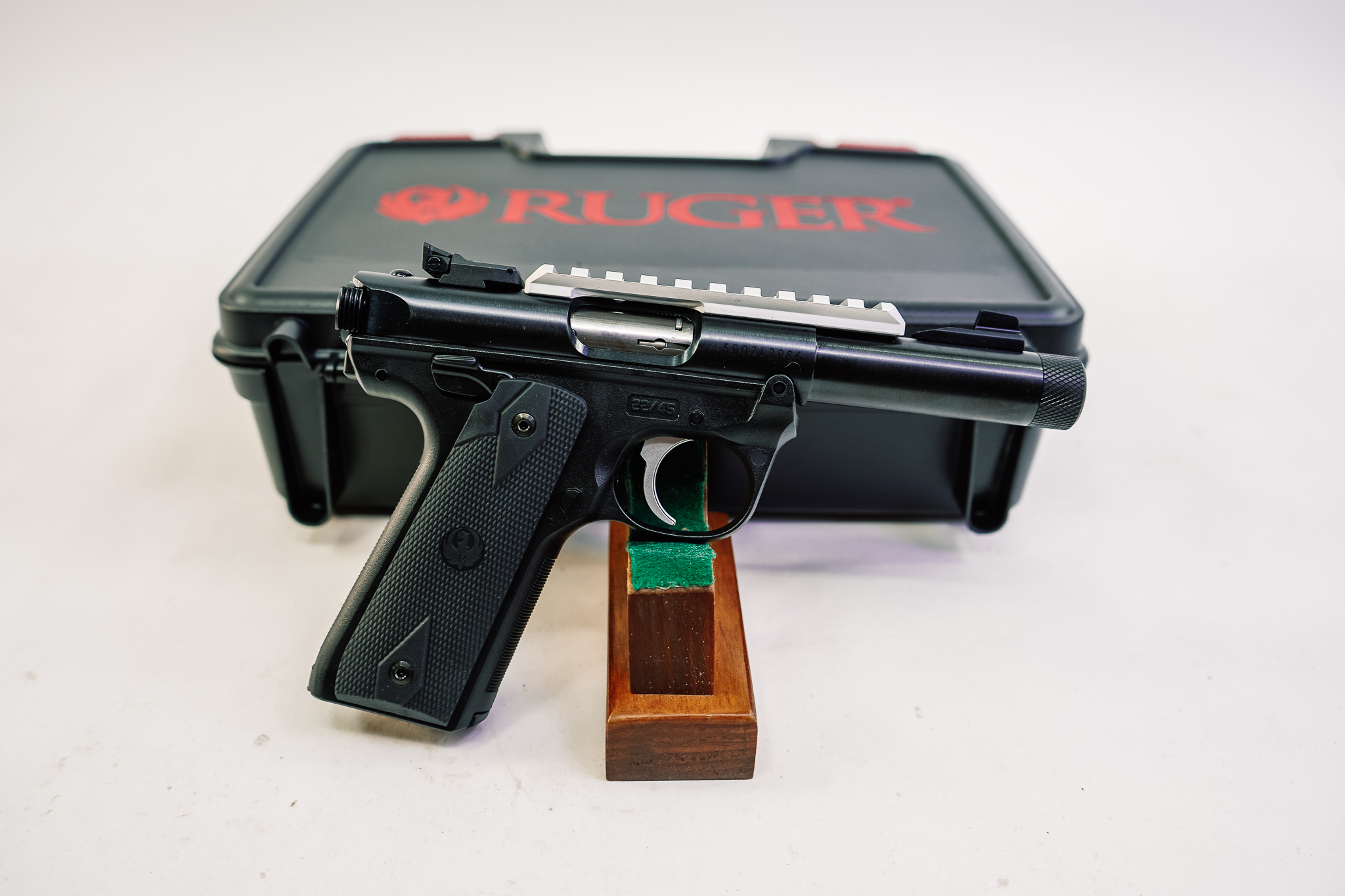 Ruger 40190 Mark IV 22/45 22 LR 10+1 4.40" Stainless Threaded Bull Barrel
