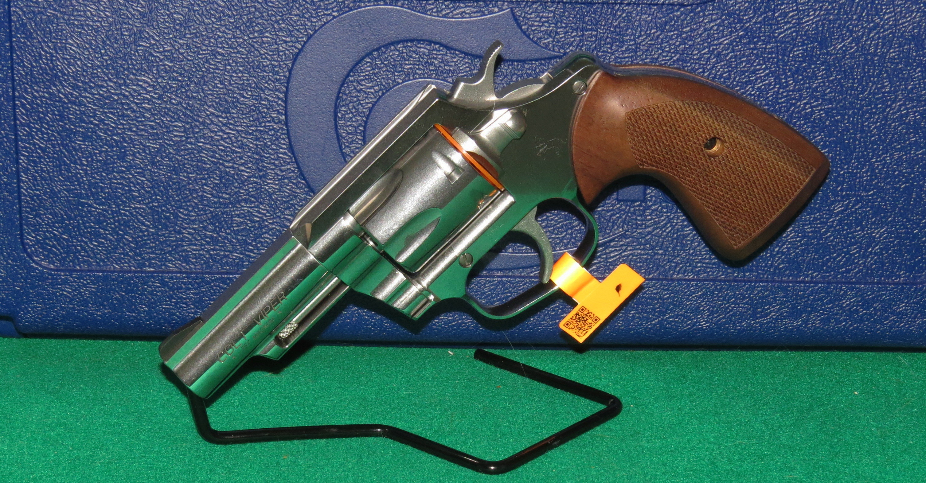 Colt Viper .357 #10909 (new issue)