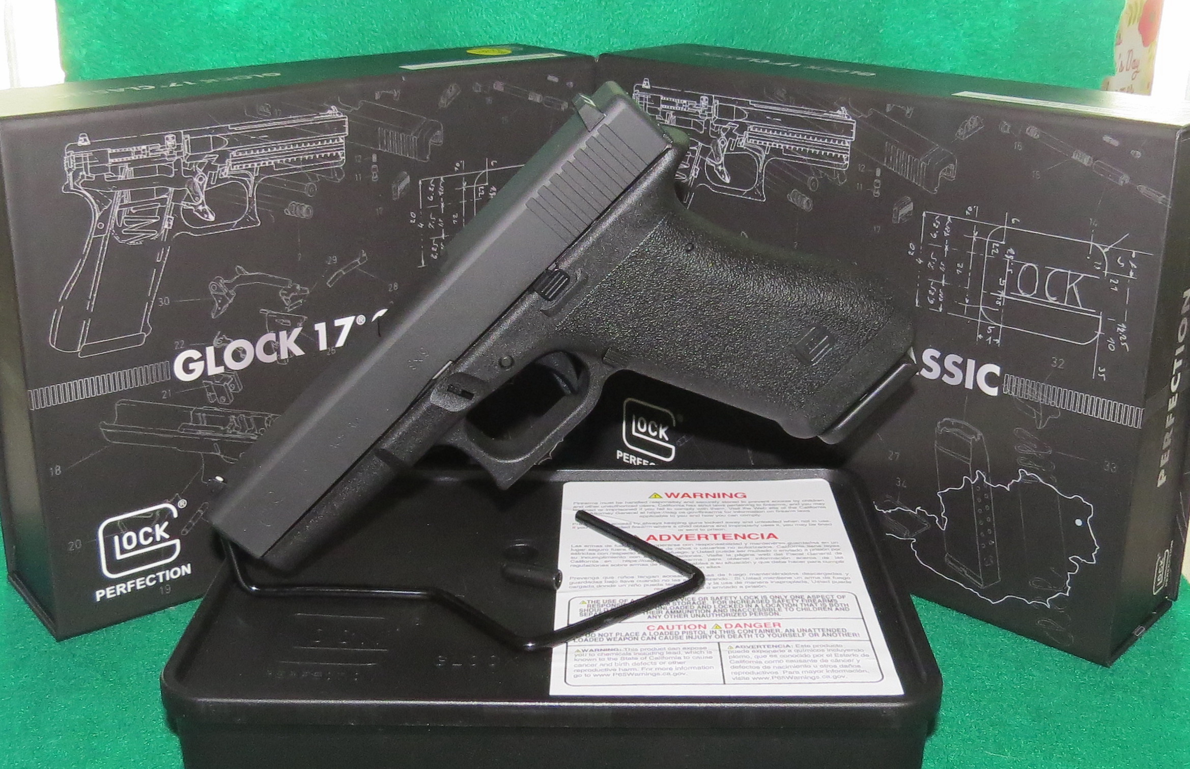 Reissue of Classic Glock 17 Gen 1 # 10261
