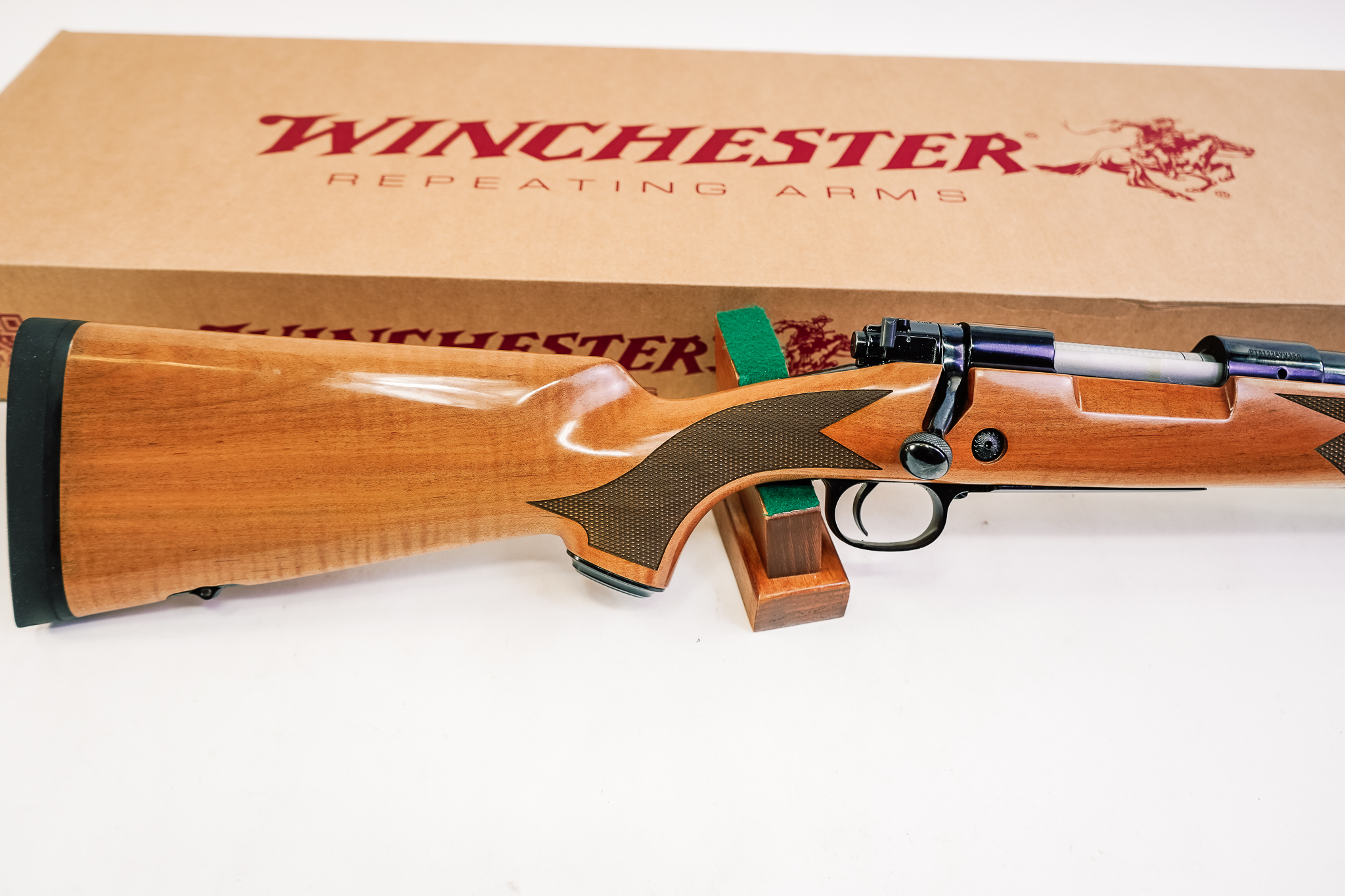 Winchester Repeating Arms 535218212 Model 70 Super Grade 243 Win Caliber