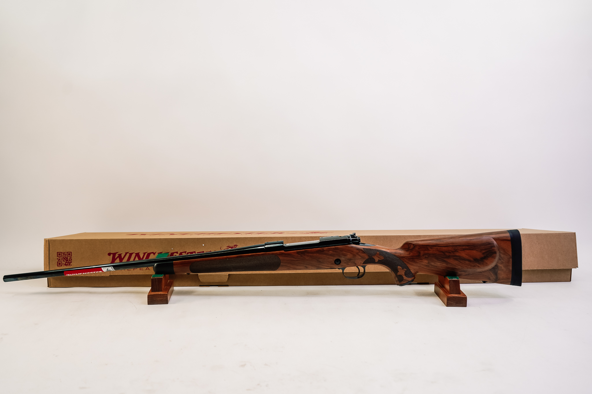 Winchester Repeating Arms 535239226 Model 70 Super Grade Full Size 270 Win