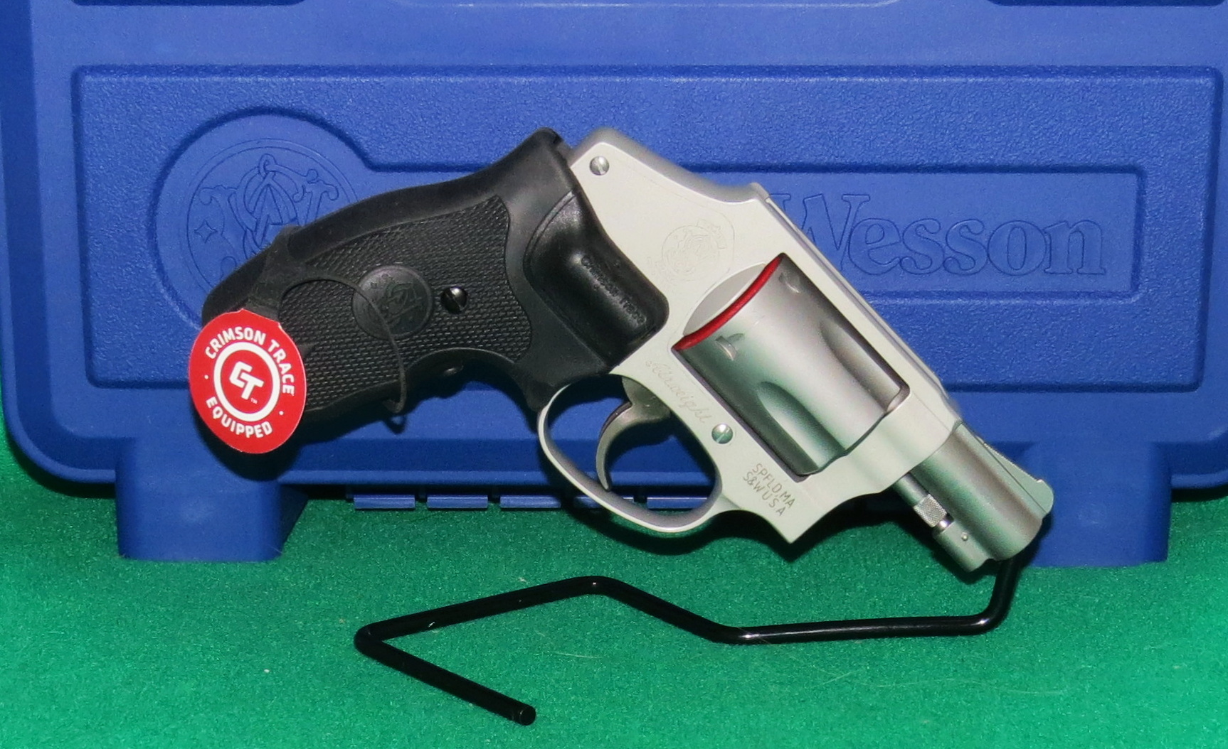 S&W 642 J-Frame w / CT laser #10808