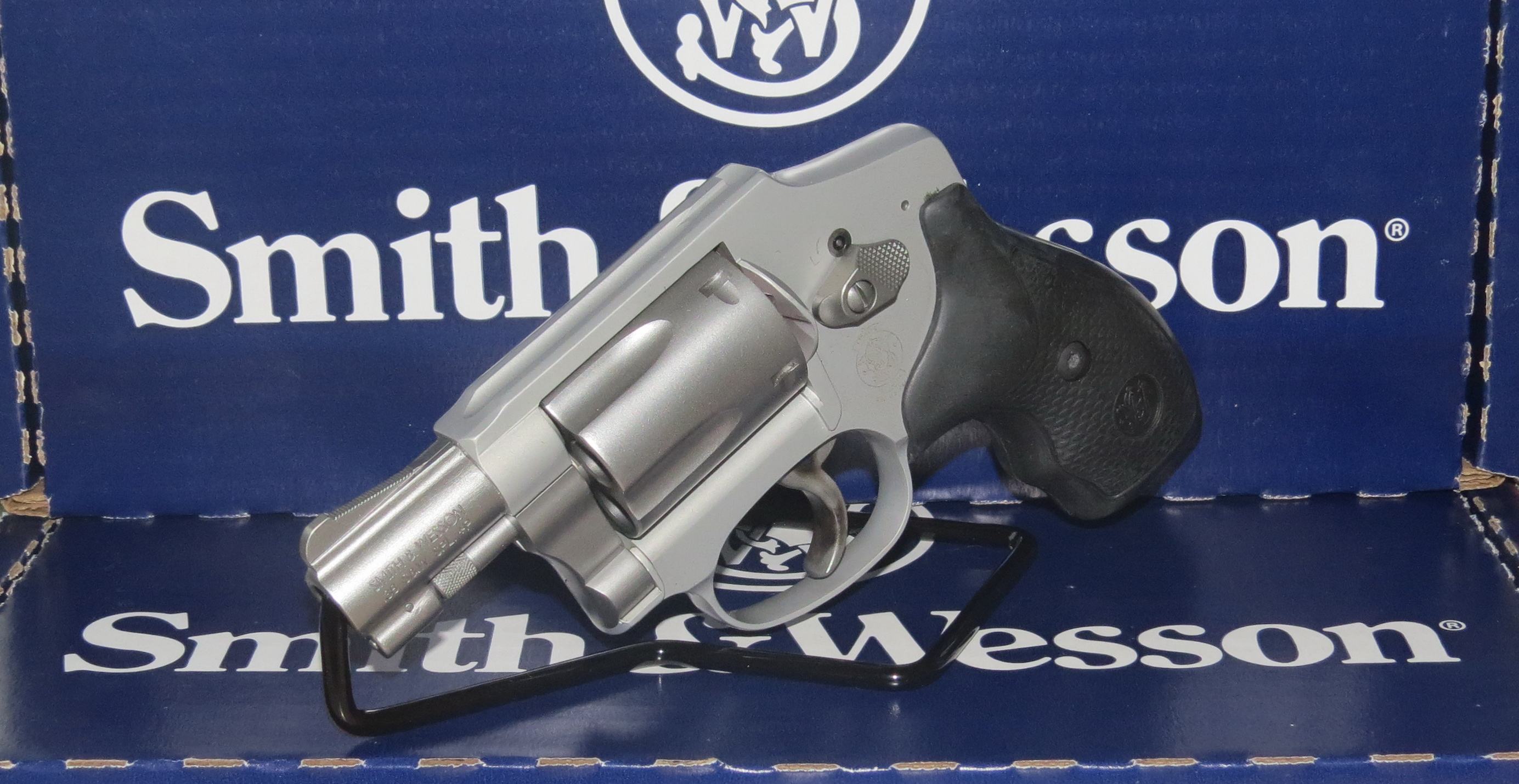 S&W642 #10533 & 34