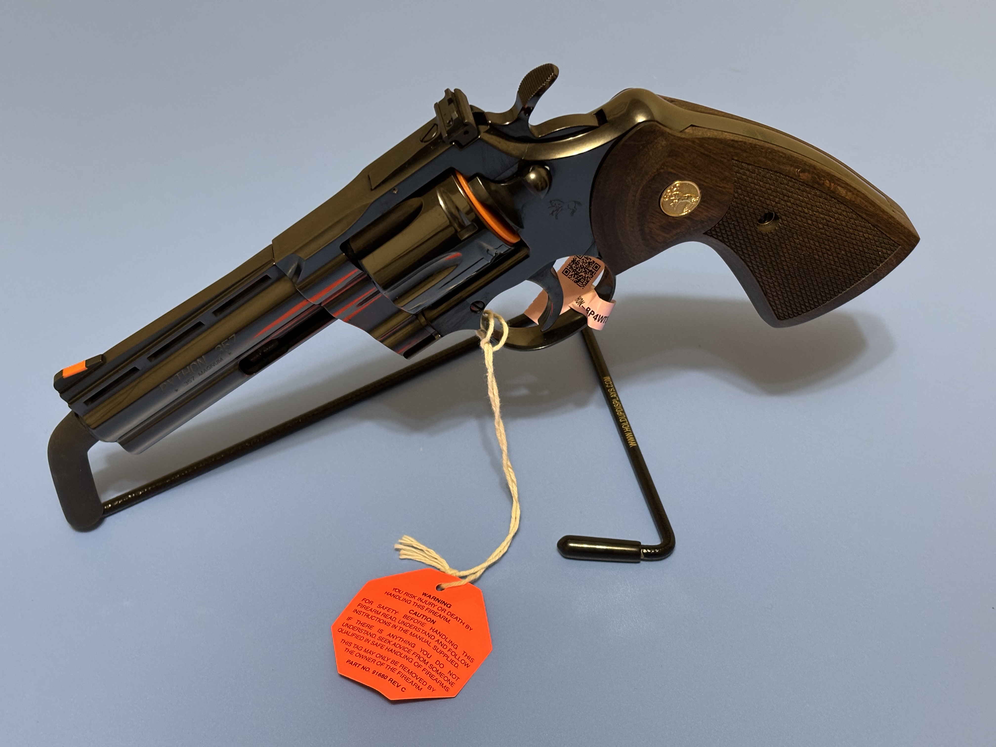 Colt Python .357MAG 6-Shot 4.25" Blued Revolver Factory New Walnut Grips