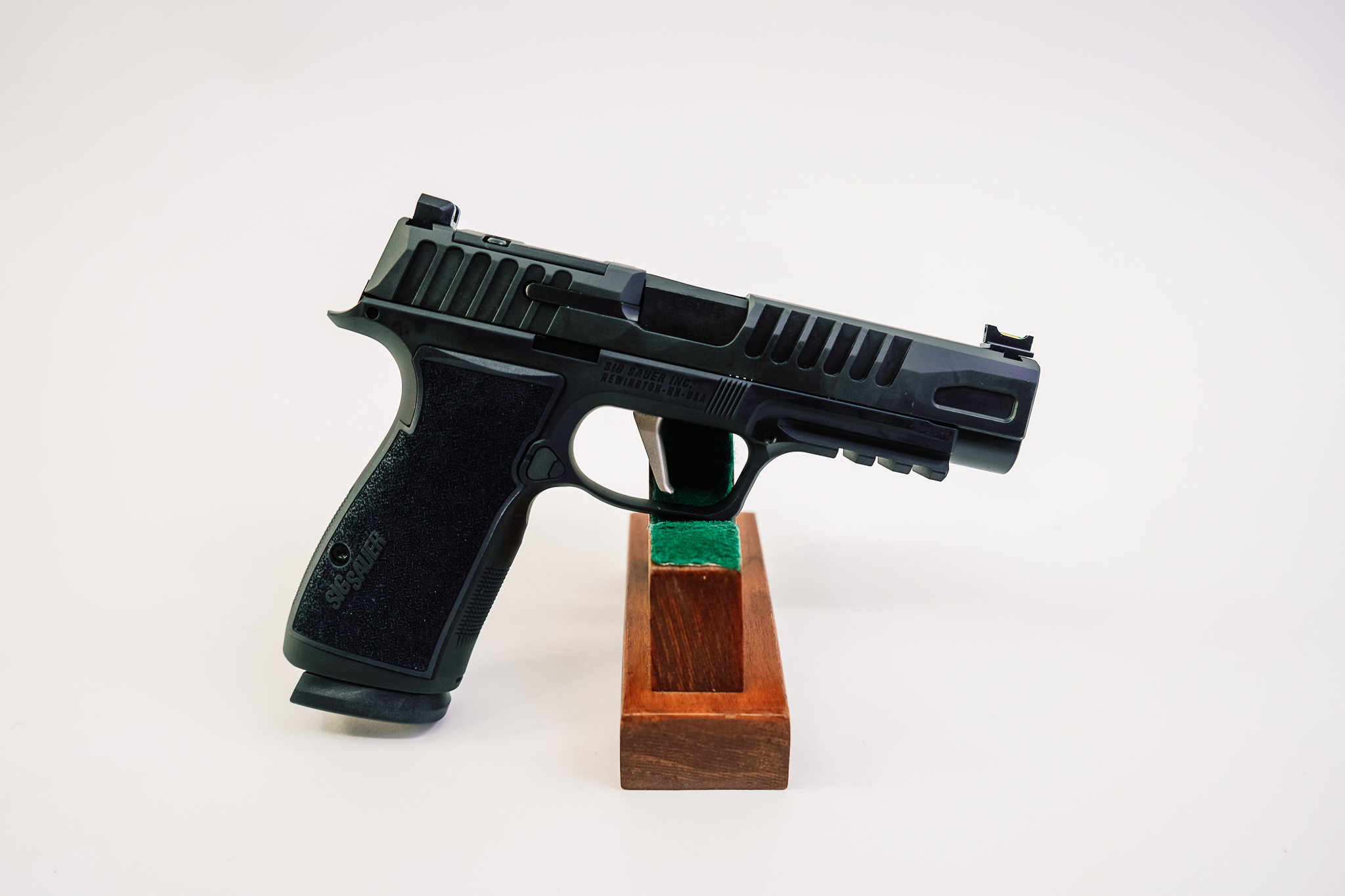 Sig Sauer 365AXGF9BFO P365 Fuse Compact Frame 9mm Luger 17+1 4.30"