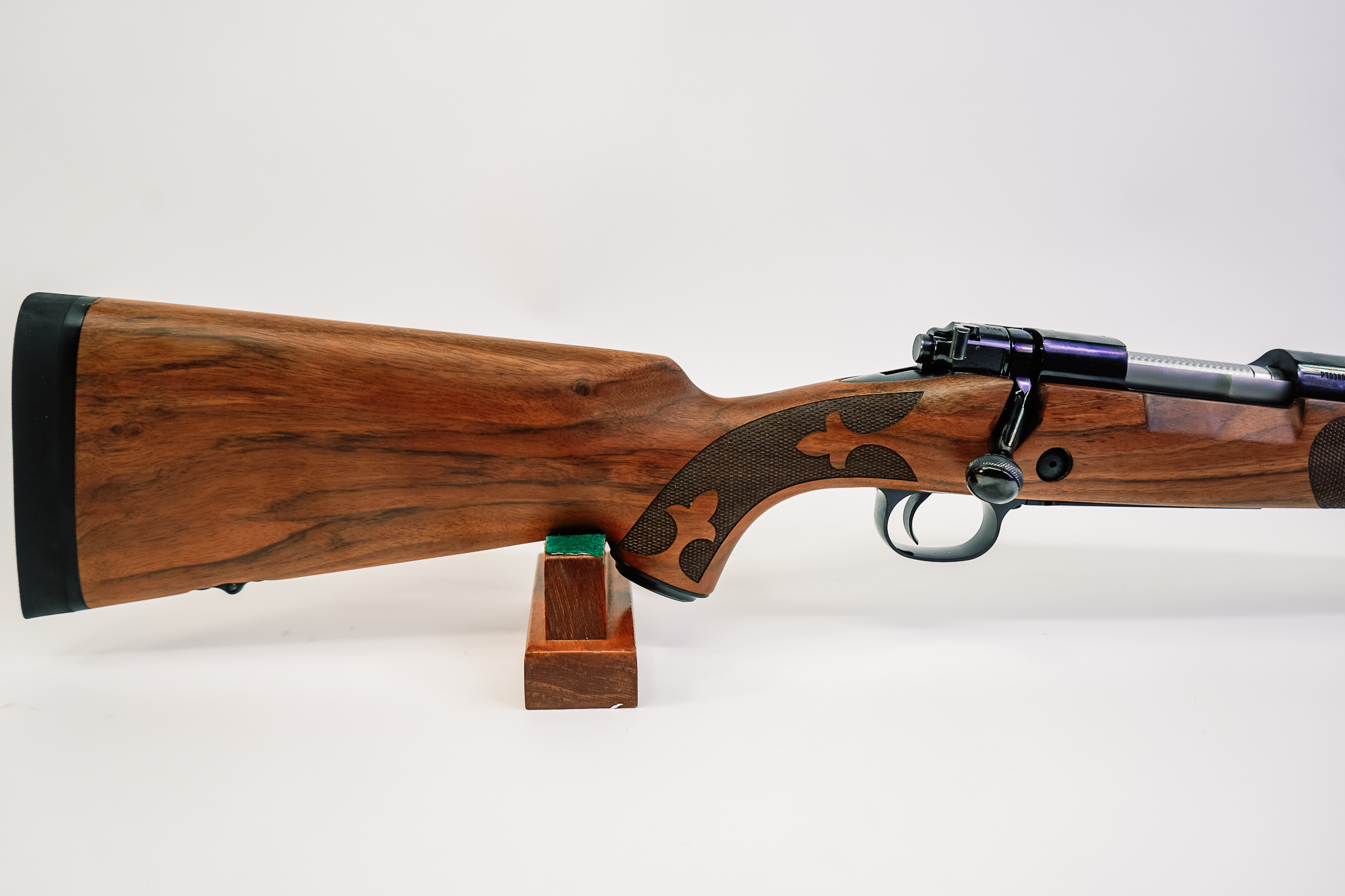 Winchester Model 70 Super Grade 243 Win Caliber AAA FRENCH WALNUT
