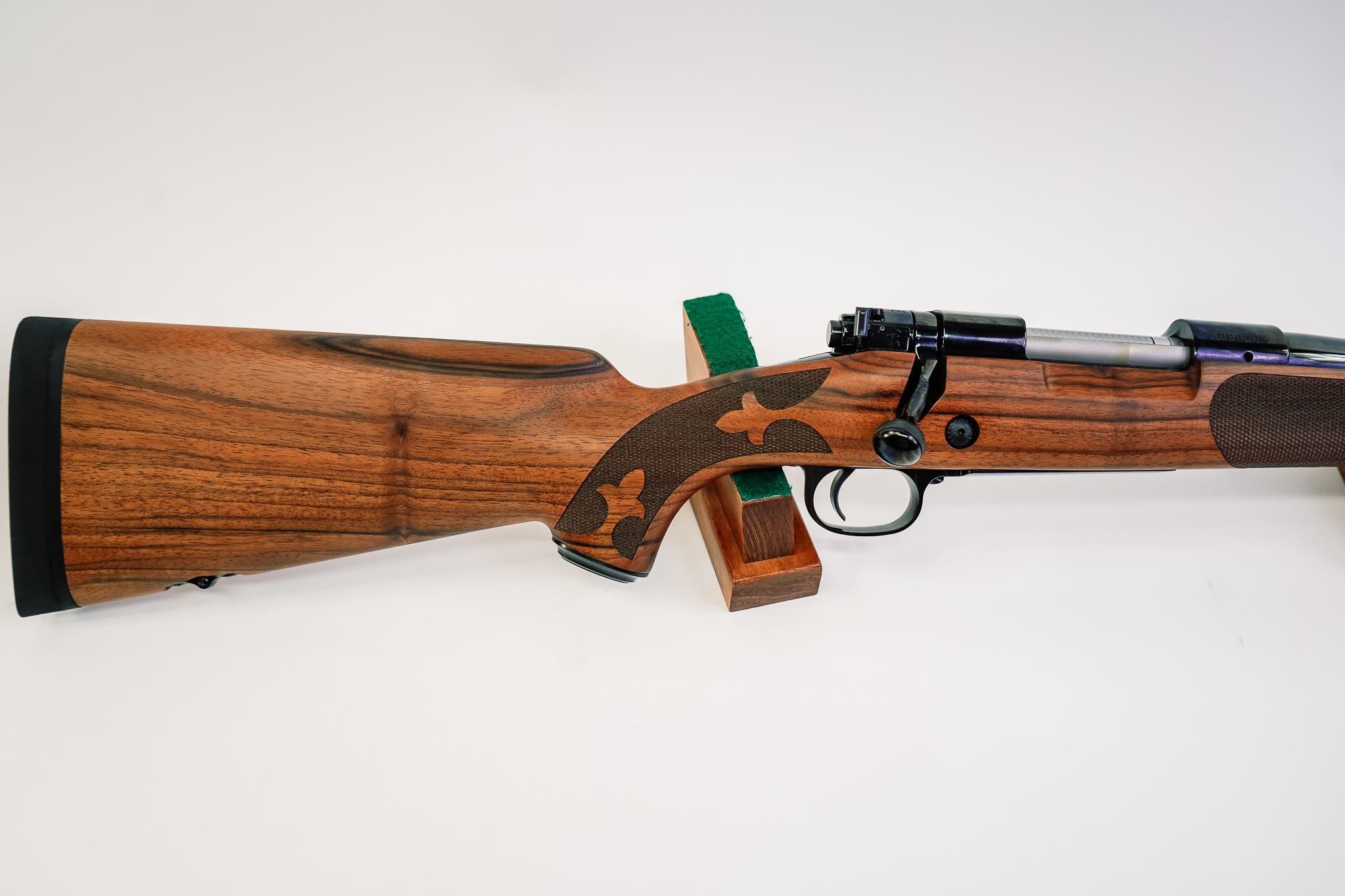 Winchester 535239220 Model 70 Super Grade 308 Win AAA French Walnut