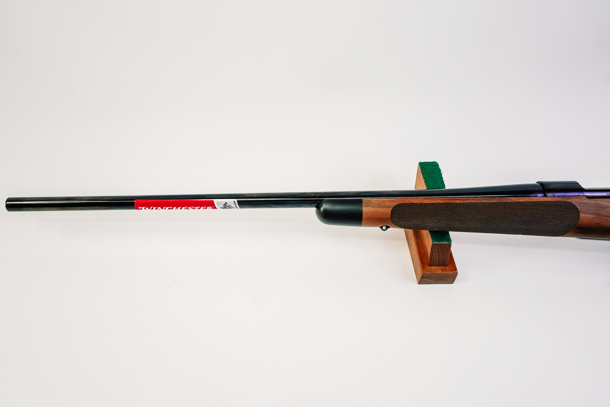 Winchester 535239228 Model 70 Super Grade Full Size 30-06 AAA French Walnut