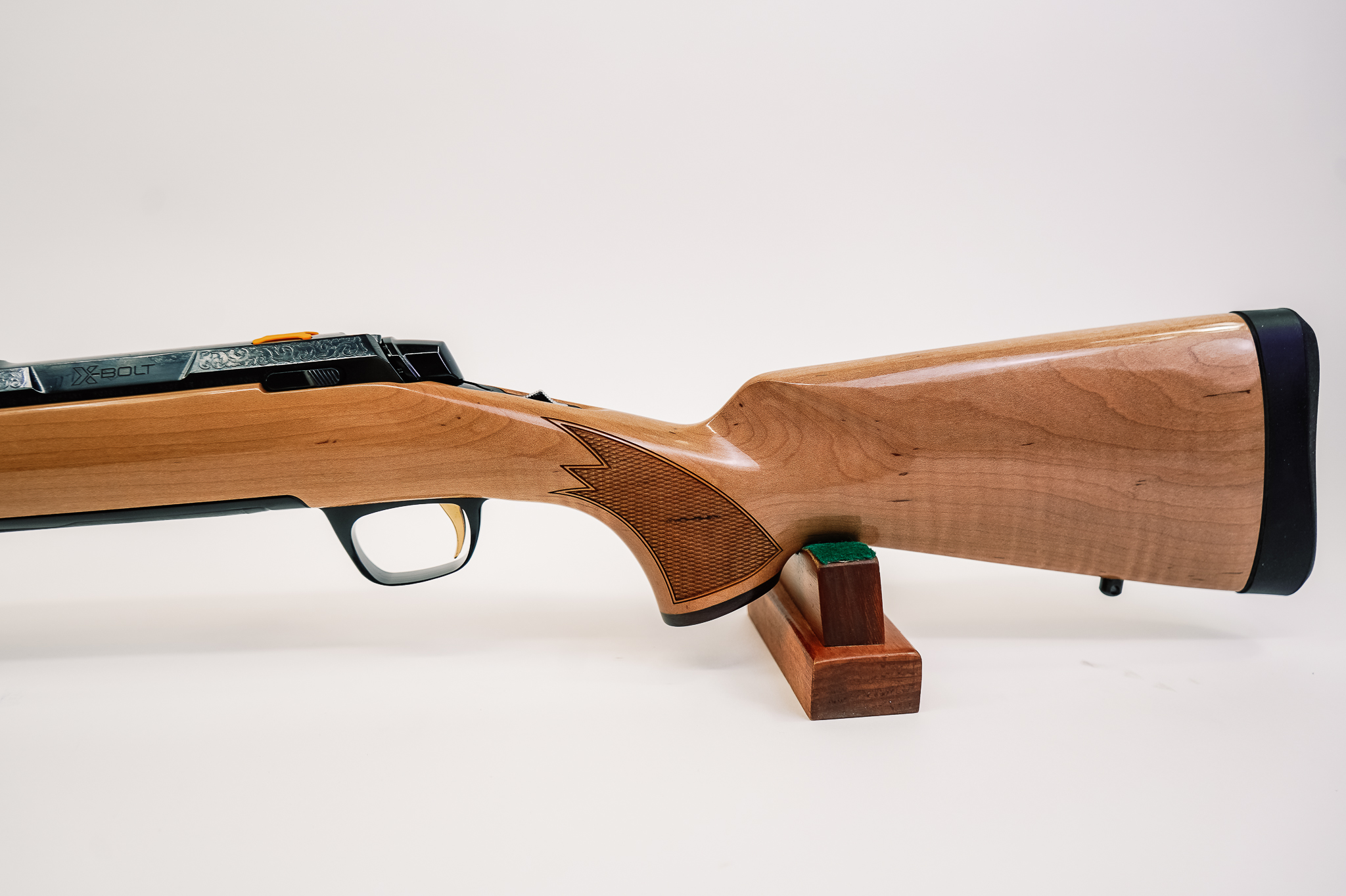 Browning 036080226 X-Bolt 2 Medallion AAAA Maple 30-06 Springfield 4+1 22"