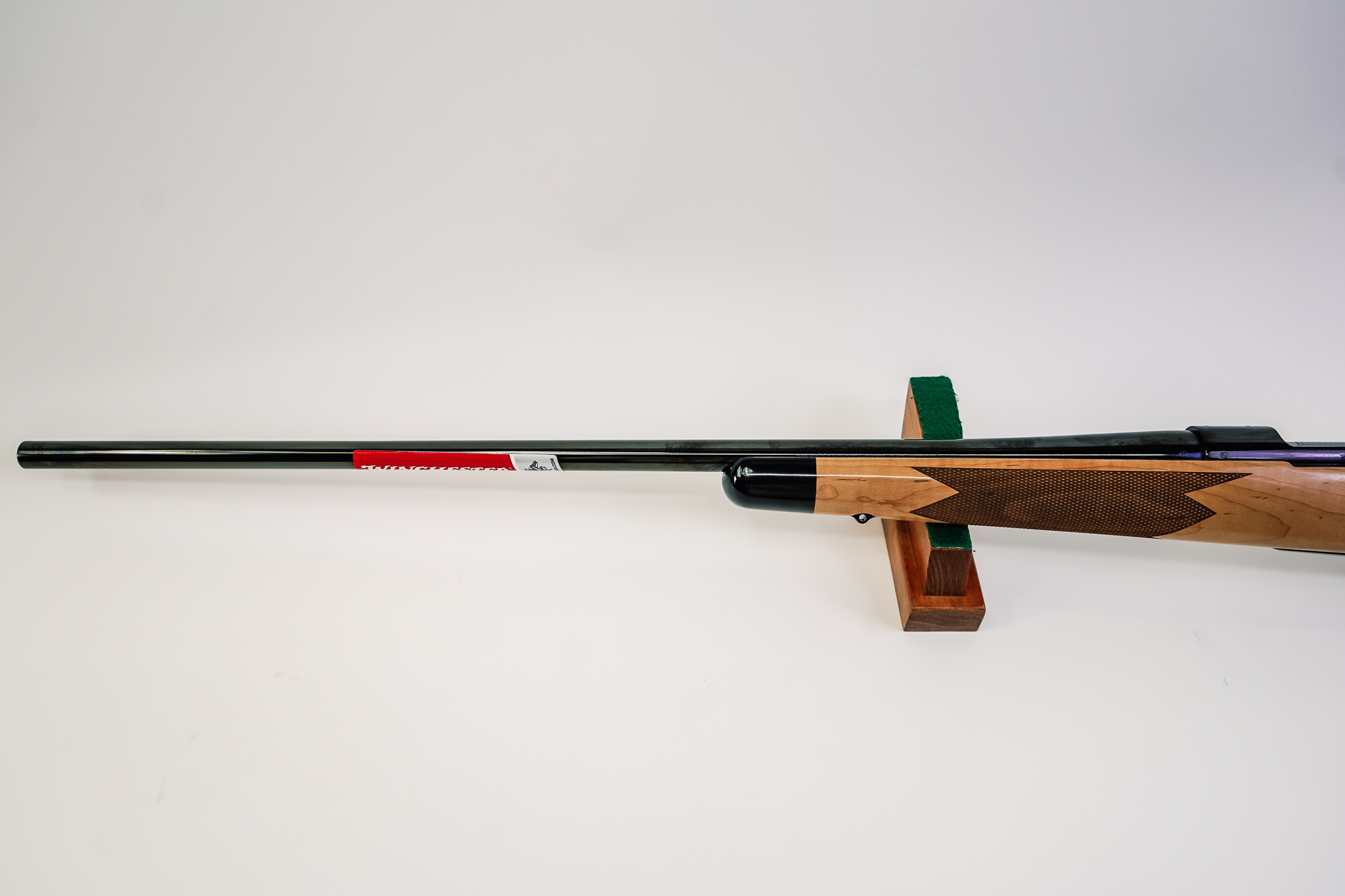 Winchester 535218233 Model 70 Super Grade AAAA Maple 300 Win Mag 3+1 26"