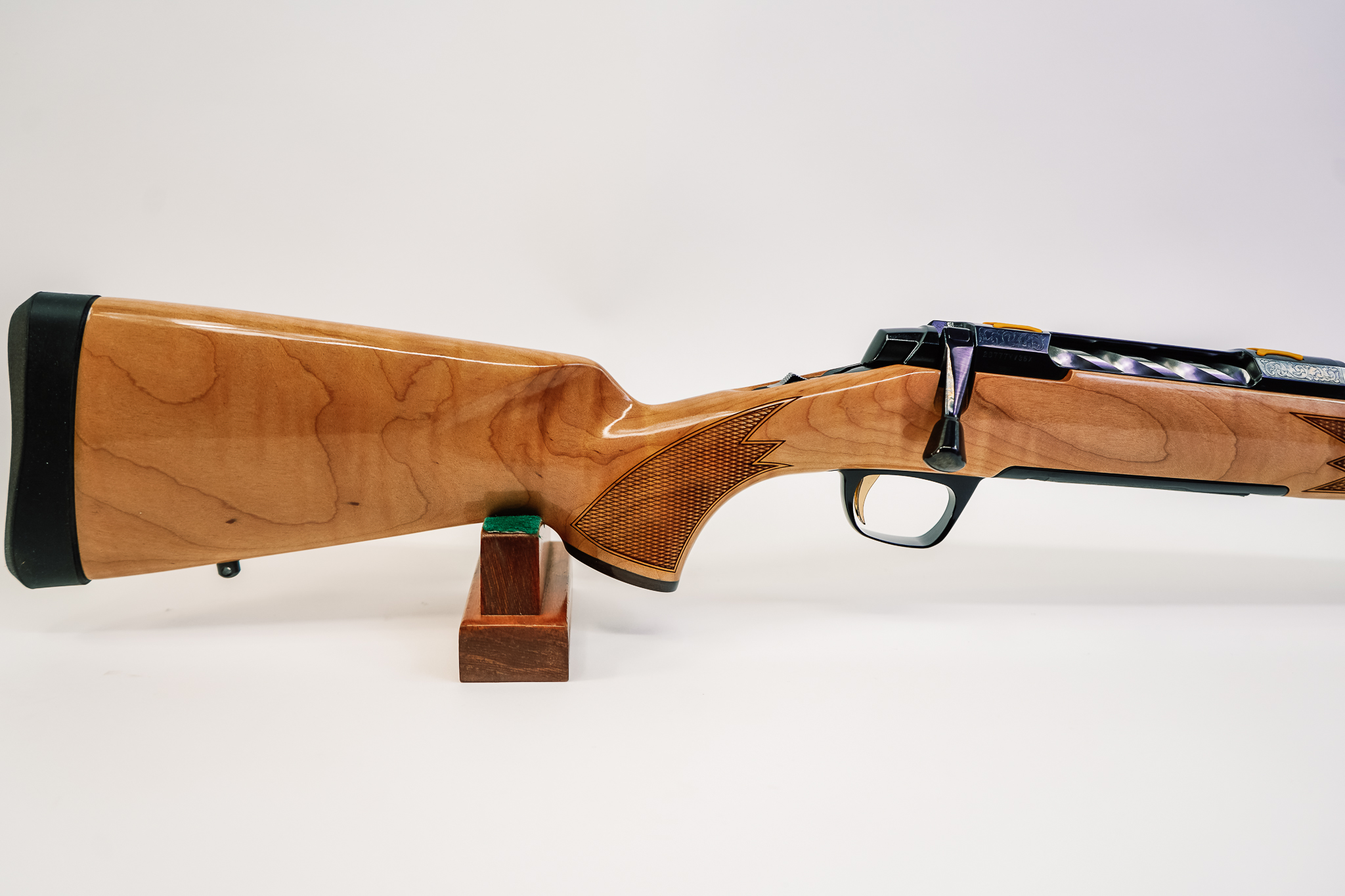 Browning 036080227 X-Bolt 2 Medallion AAAA Maple Wood 7mm Rem Mag 3+1 26"