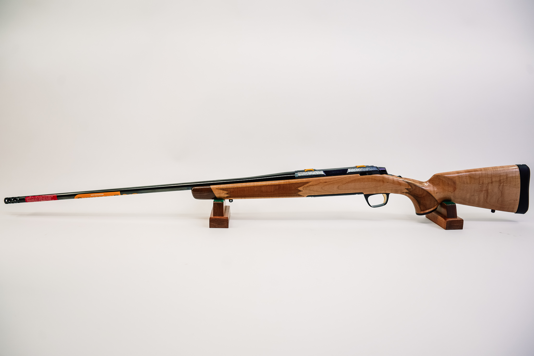 Browning 036080227 X-Bolt 2 Medallion AAAA Maple Wood 7mm Rem Mag 3+1 26"