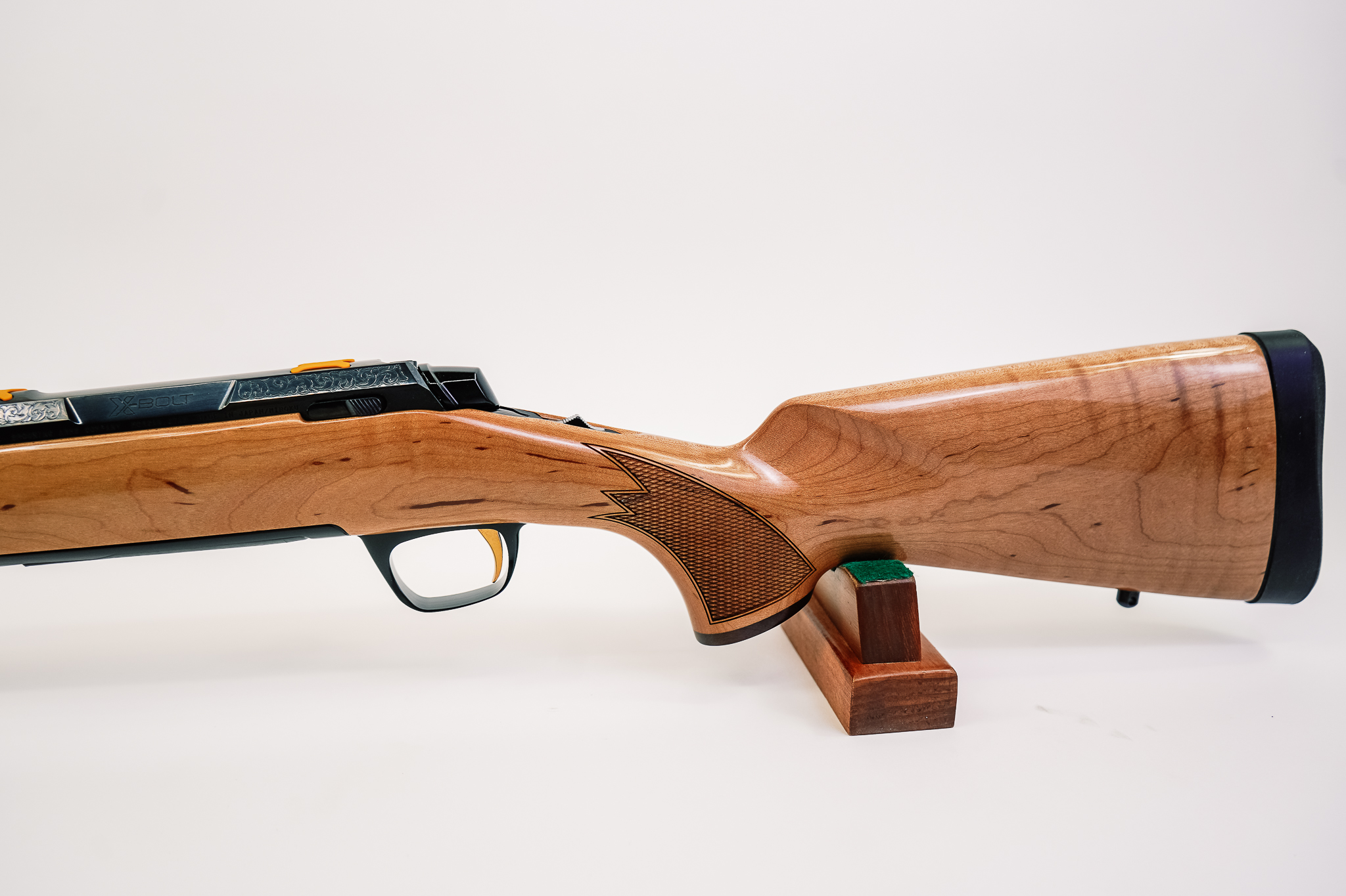 Browning 036080226 X-Bolt 2 Medallion AAAA Maple 30-06 Springfield 4+1 22"