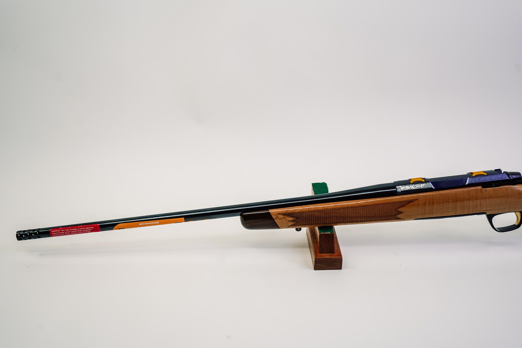 Browning 036080211 X-Bolt 2 Medallion Gloss AAAA Maple 243 Win 4+1 22"